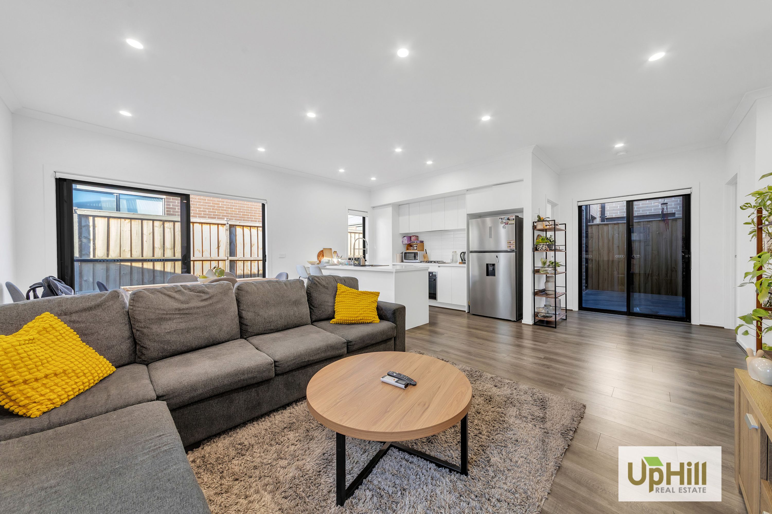 79 Plymouth Boulevard, Clyde North - Thumbnail 8