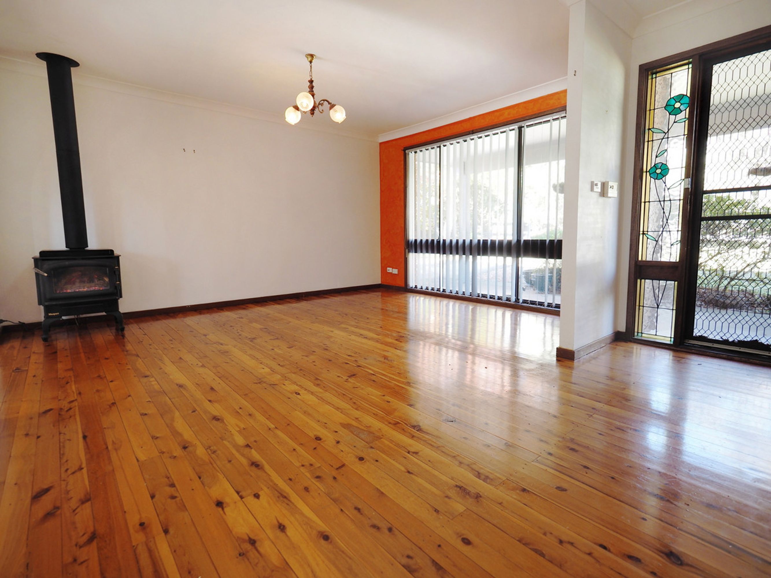 34 Third Street, Blackheath - Thumbnail 2