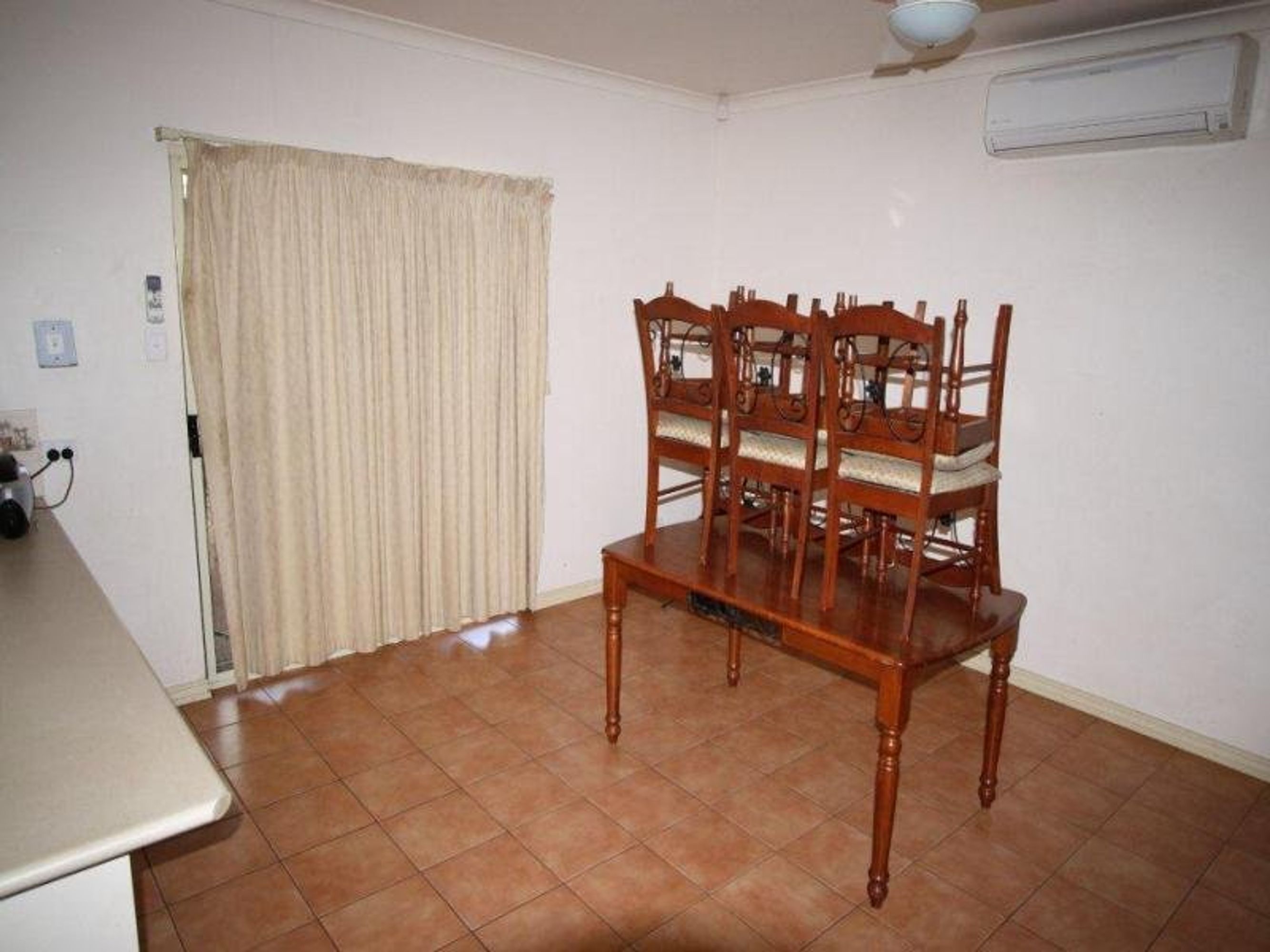 27E Koombana Avenue, South Hedland, South Hedland - Thumbnail 8