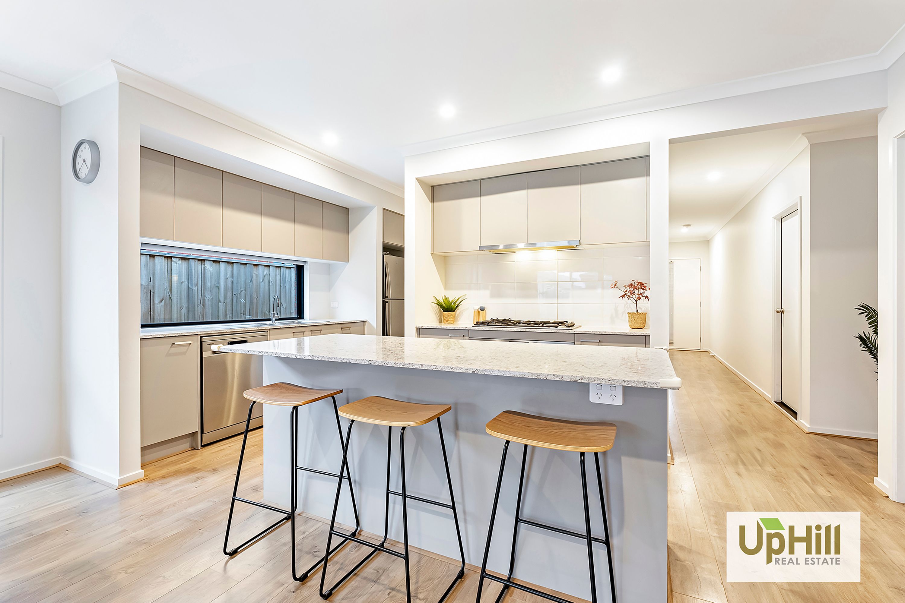 11 Parkrise Boulevard, Clyde North - Thumbnail 6