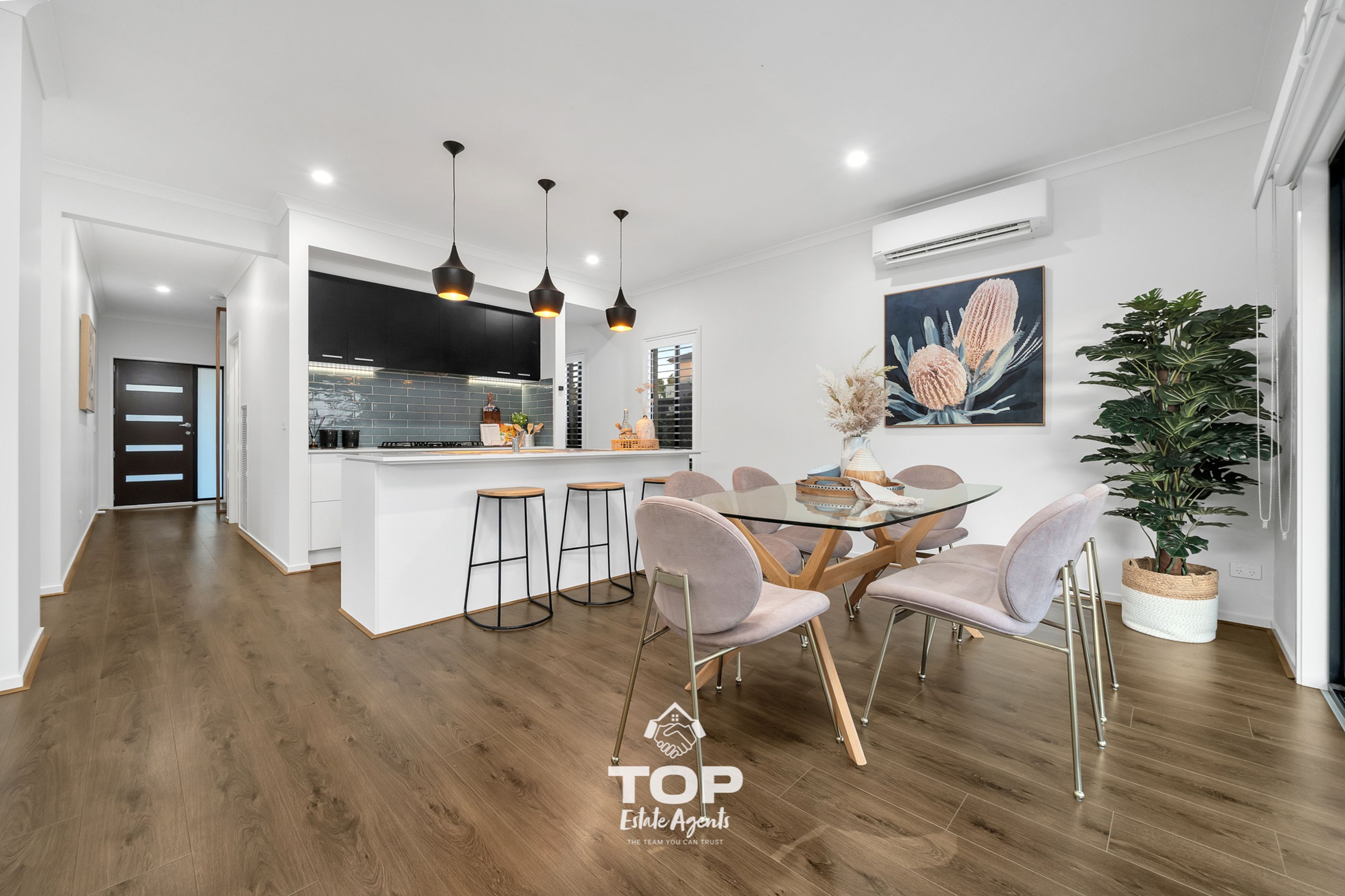 28 Evica Road, Clyde North - Thumbnail 8
