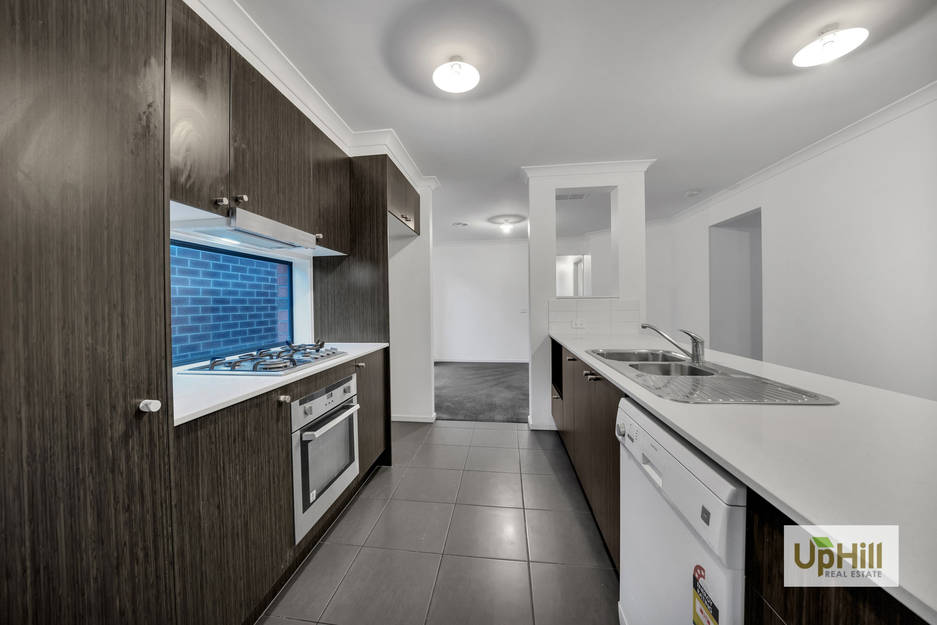 5 Dunstan Street, Cranbourne East - Thumbnail 3