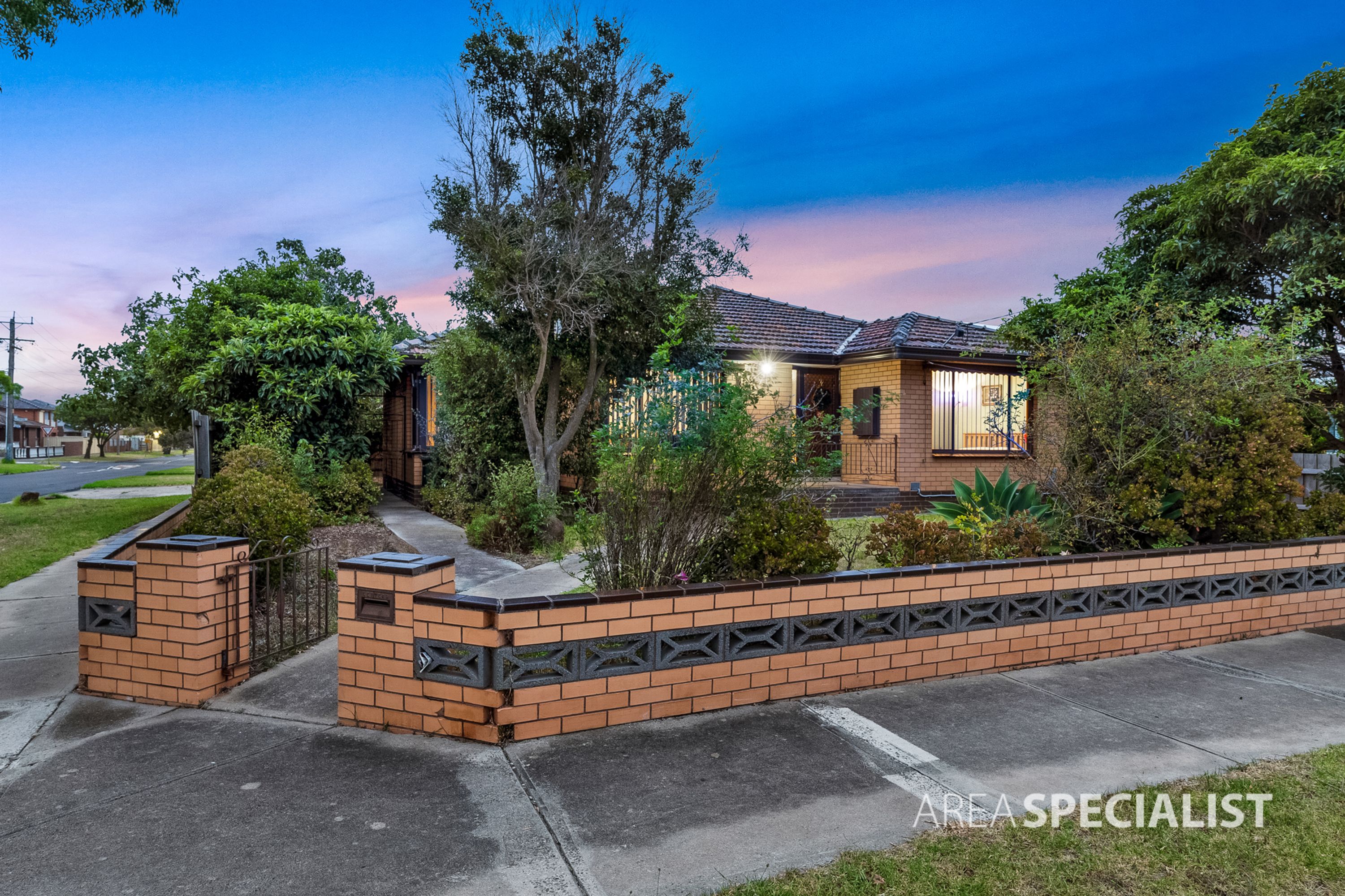 32 Emily Street, St Albans VIC 3021, St Albans - Thumbnail 2