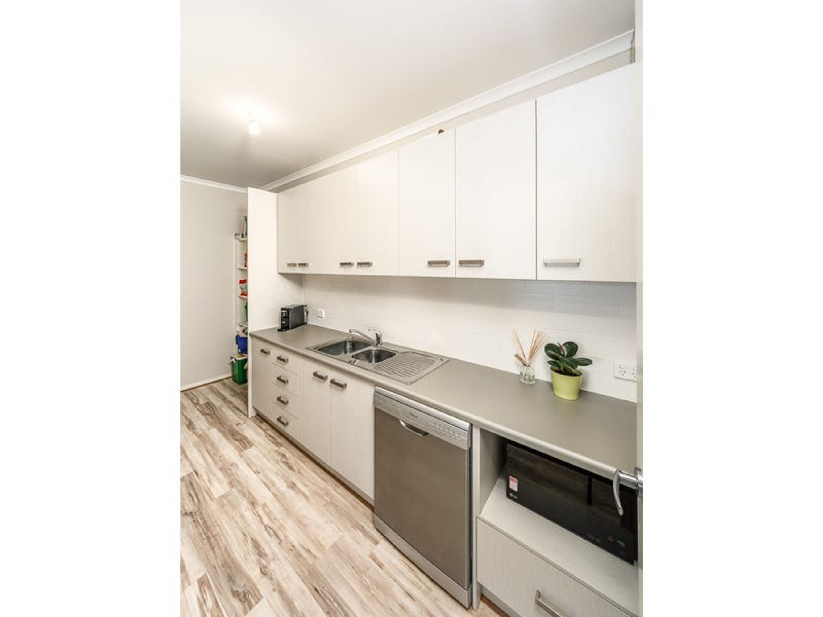 6 Harewood Gr, Meadows, SA 5201, Meadows - Thumbnail 4