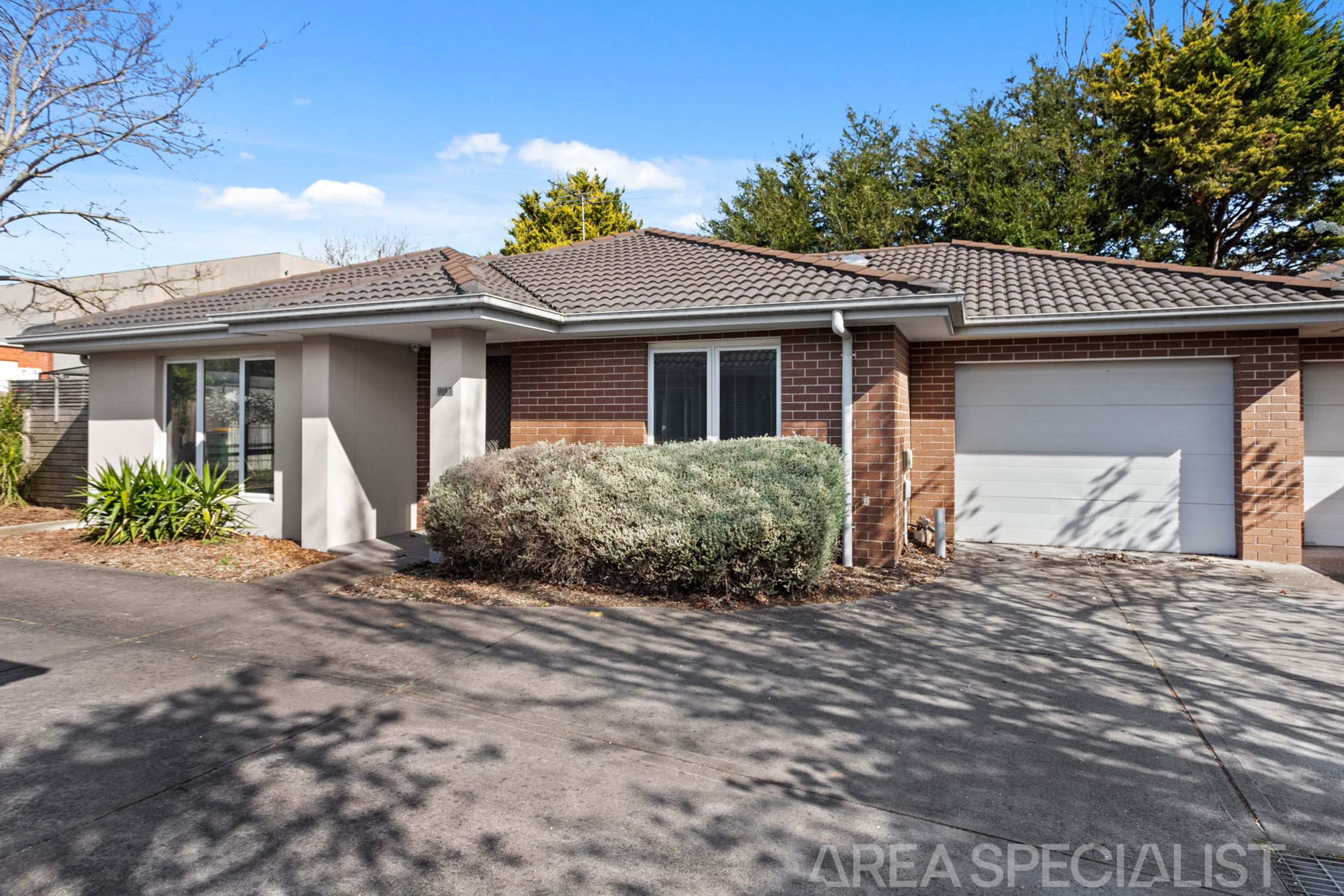 5/34 Coral Street, Frankston - Image 1