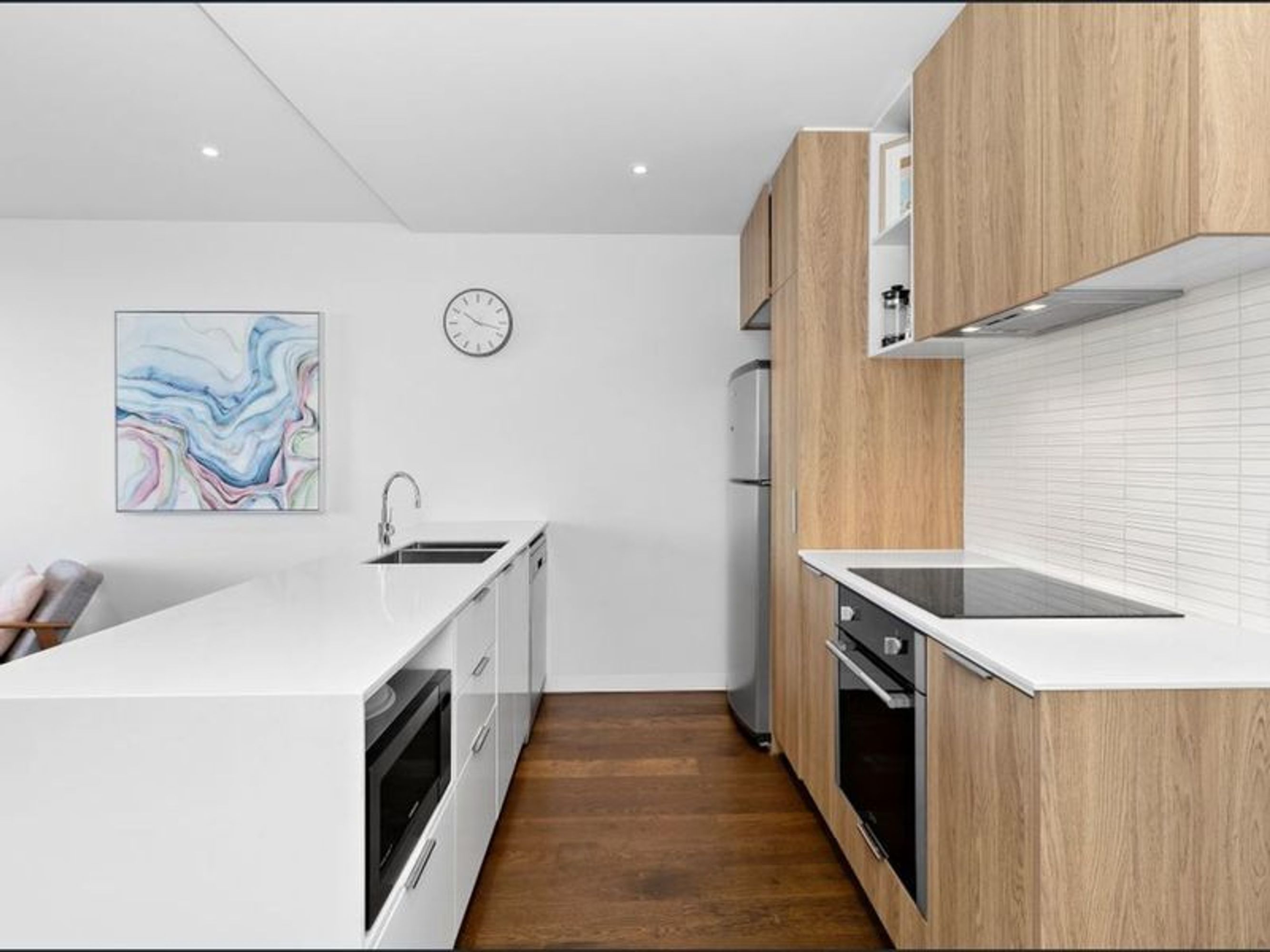 410/3-5 St Kilda Road, St Kilda - Thumbnail 4