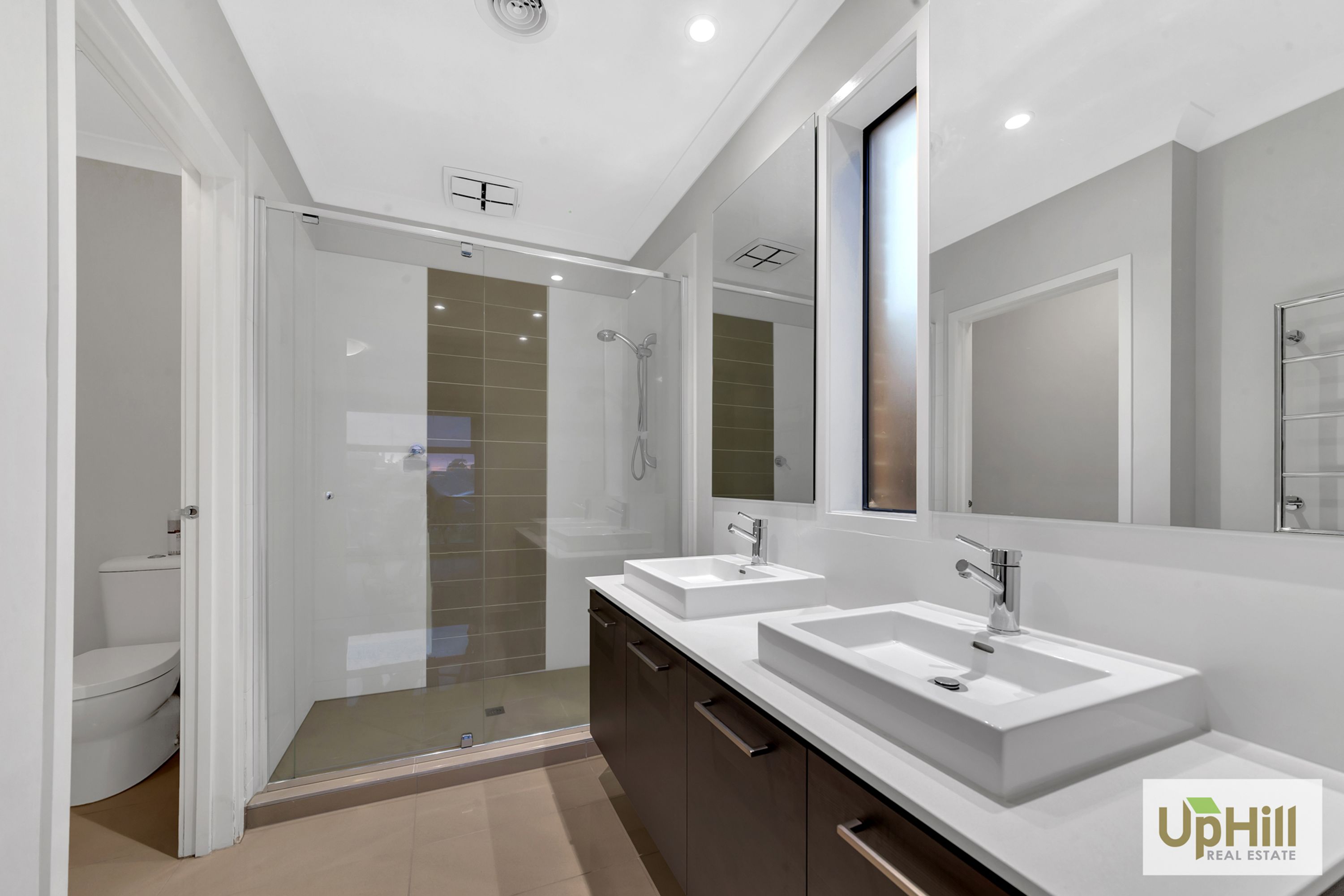 17 Blundy boulevard, Clyde North - Thumbnail 3