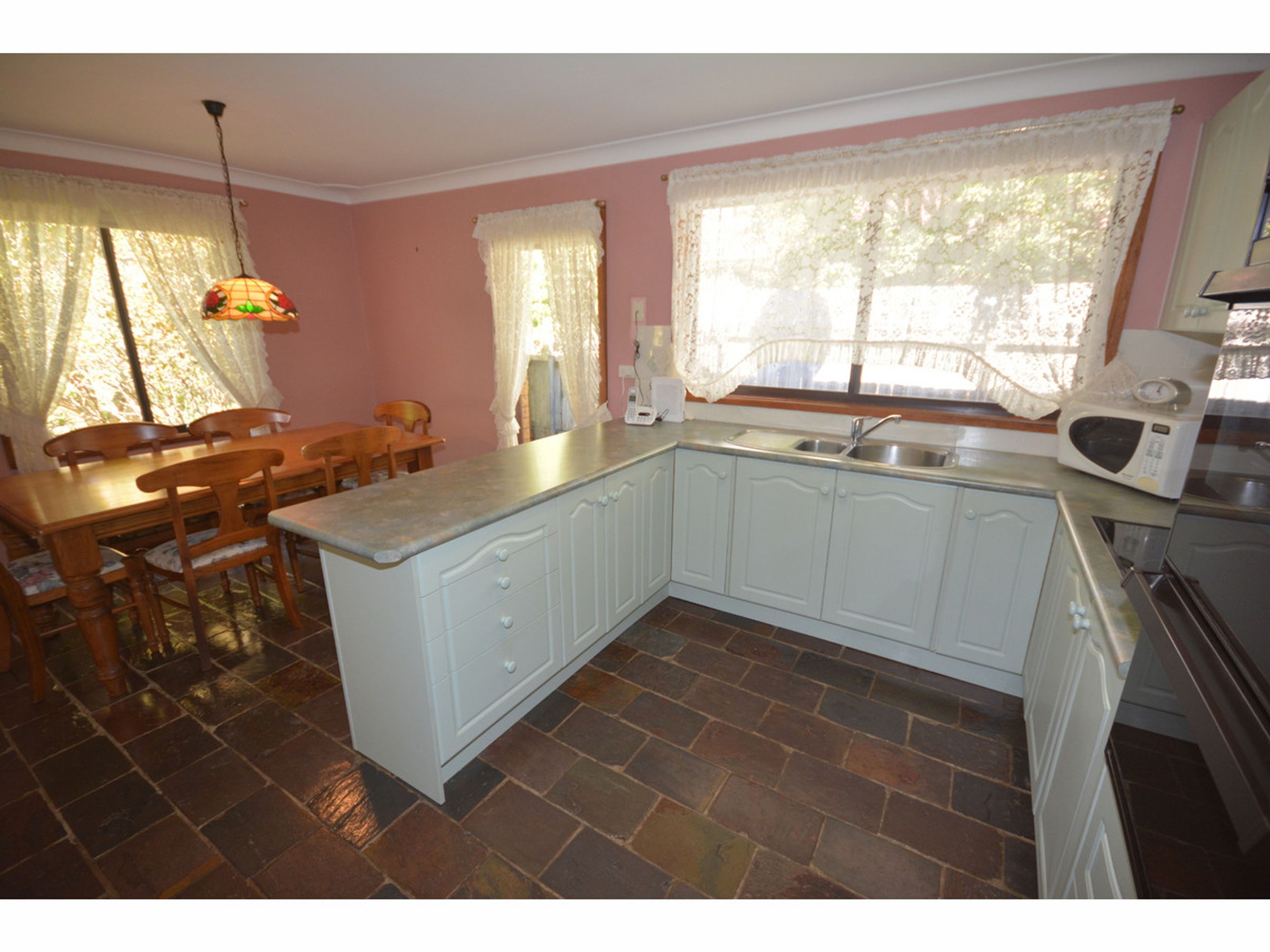 17 Peckmans Road, Katoomba - Thumbnail 5