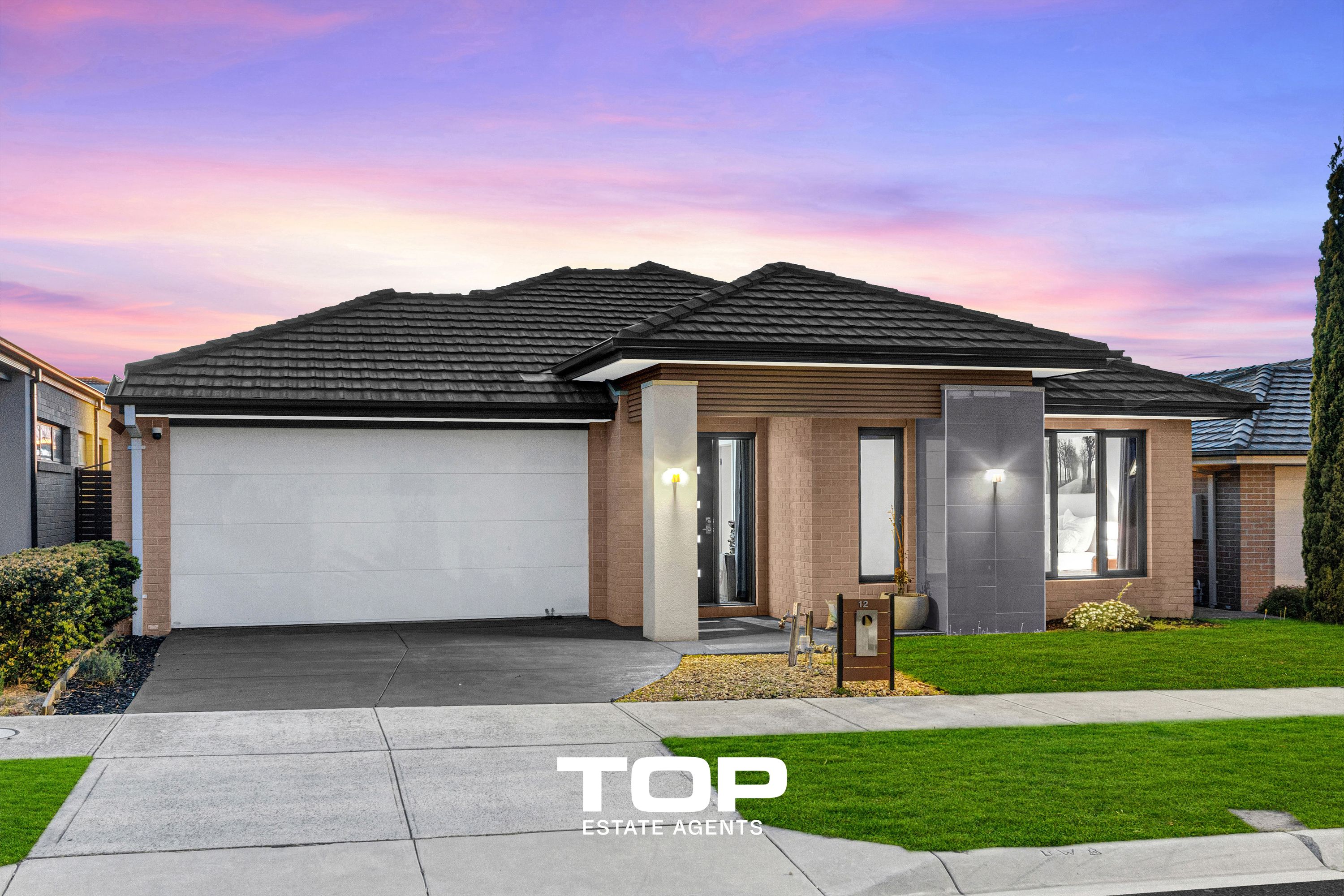 12 Thistle Drive, Clyde North - Thumbnail 3