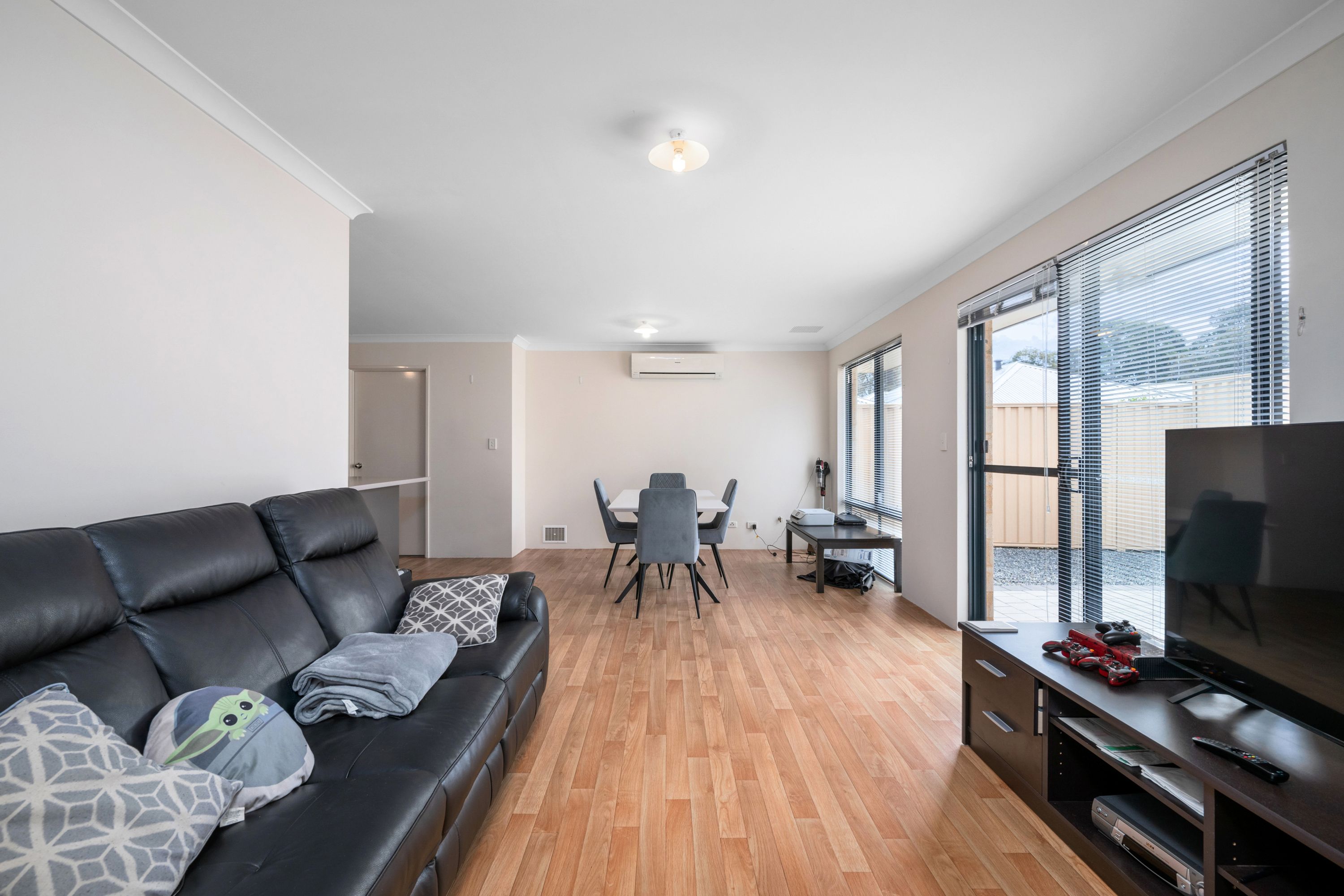 30C Foster Road, Kelmscott - Thumbnail 3