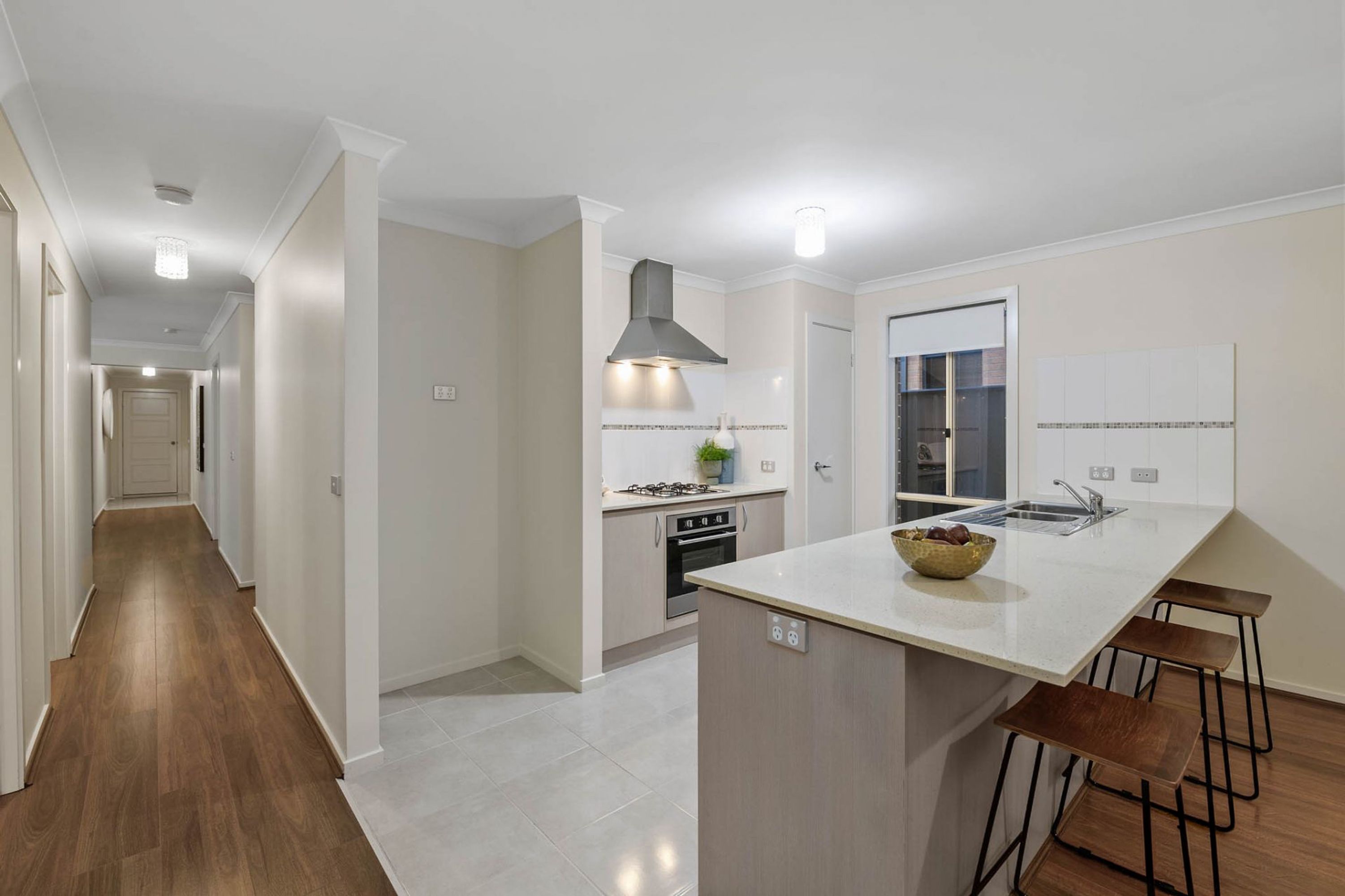 82 Wheelers Park Drive, Cranbourne North - Thumbnail 5