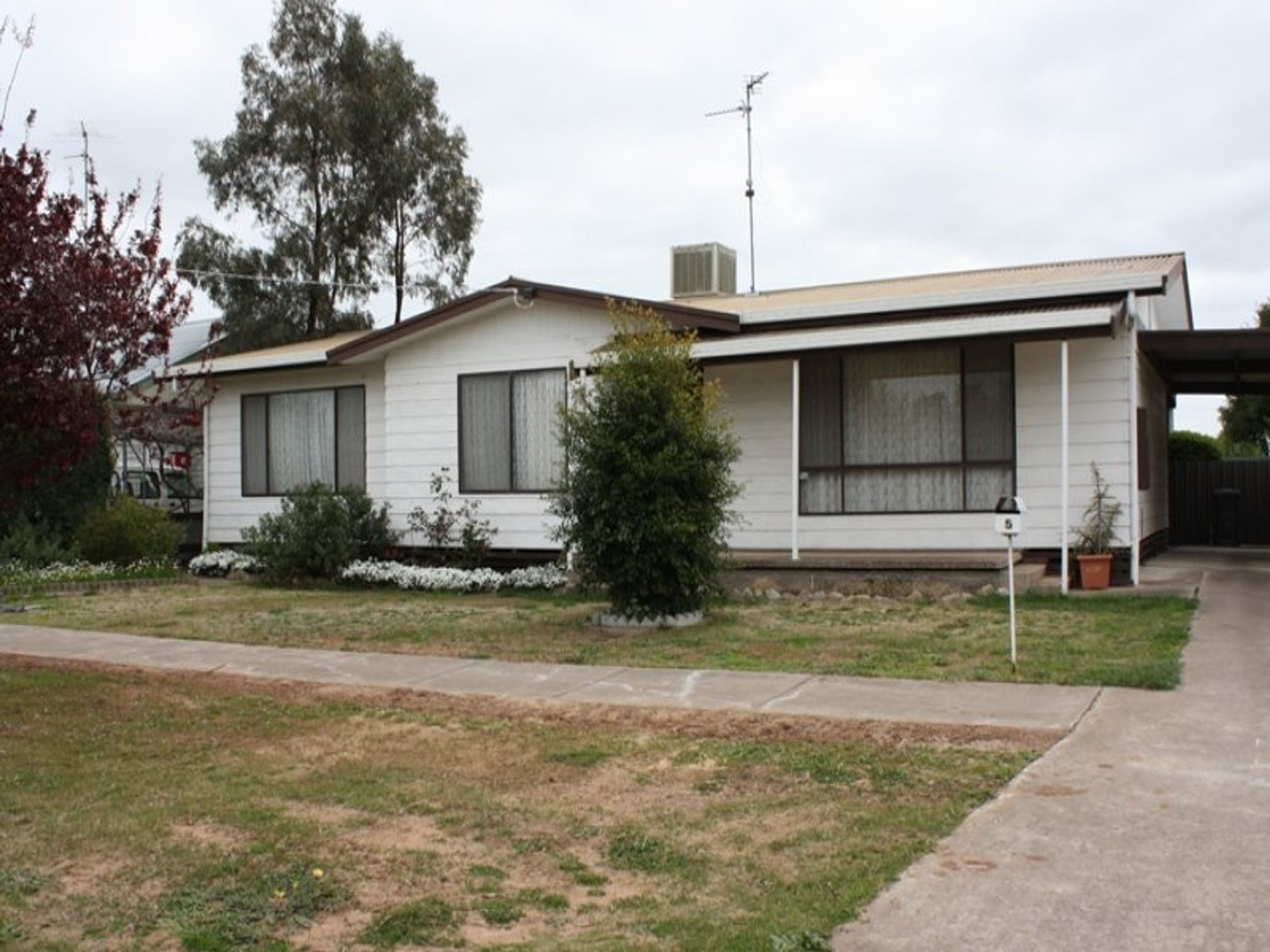 5 Howard Street, Horsham VIC 3400