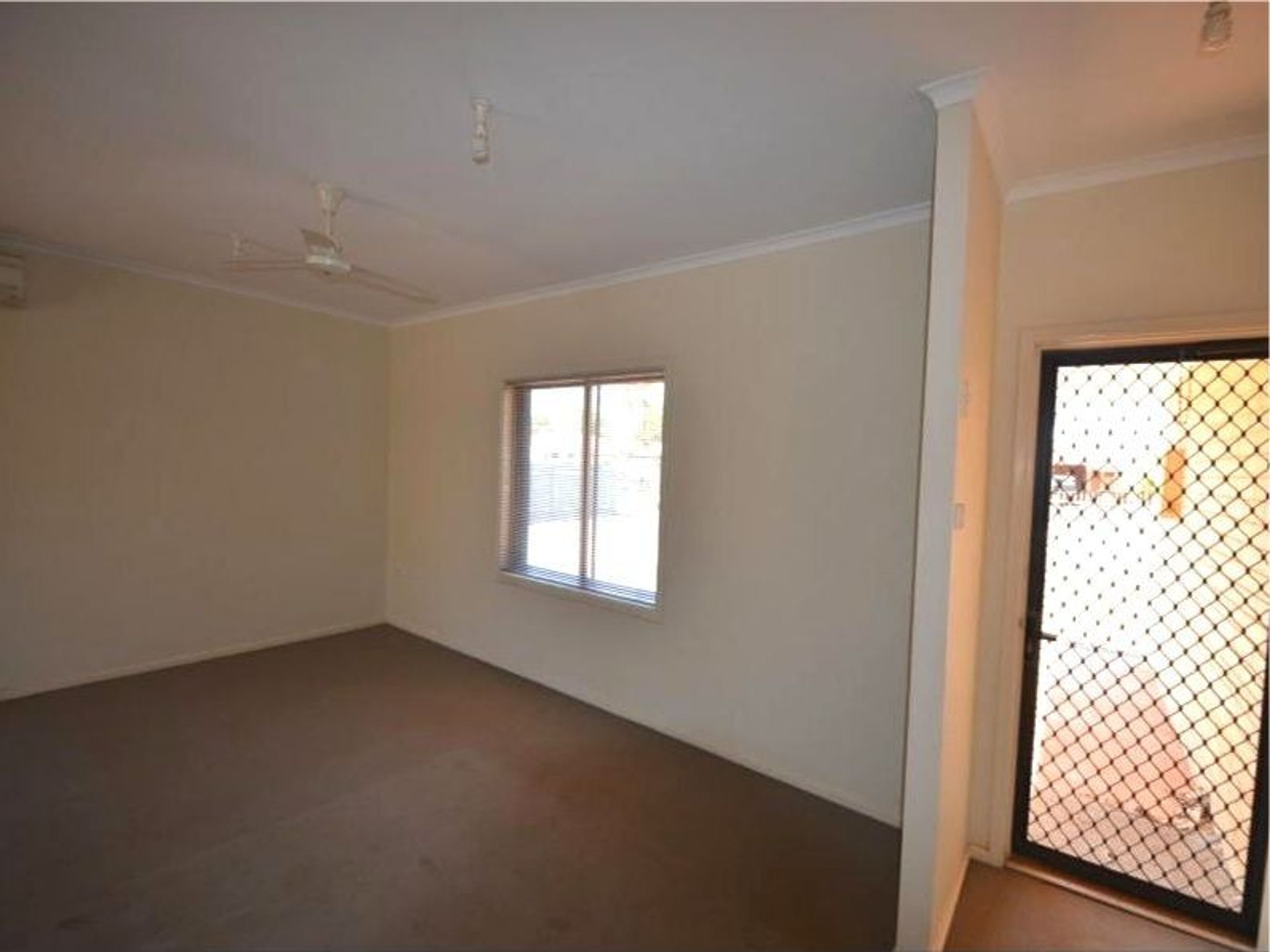 19 Yarrunga Crescent, South Hedland, South Hedland - Thumbnail 7