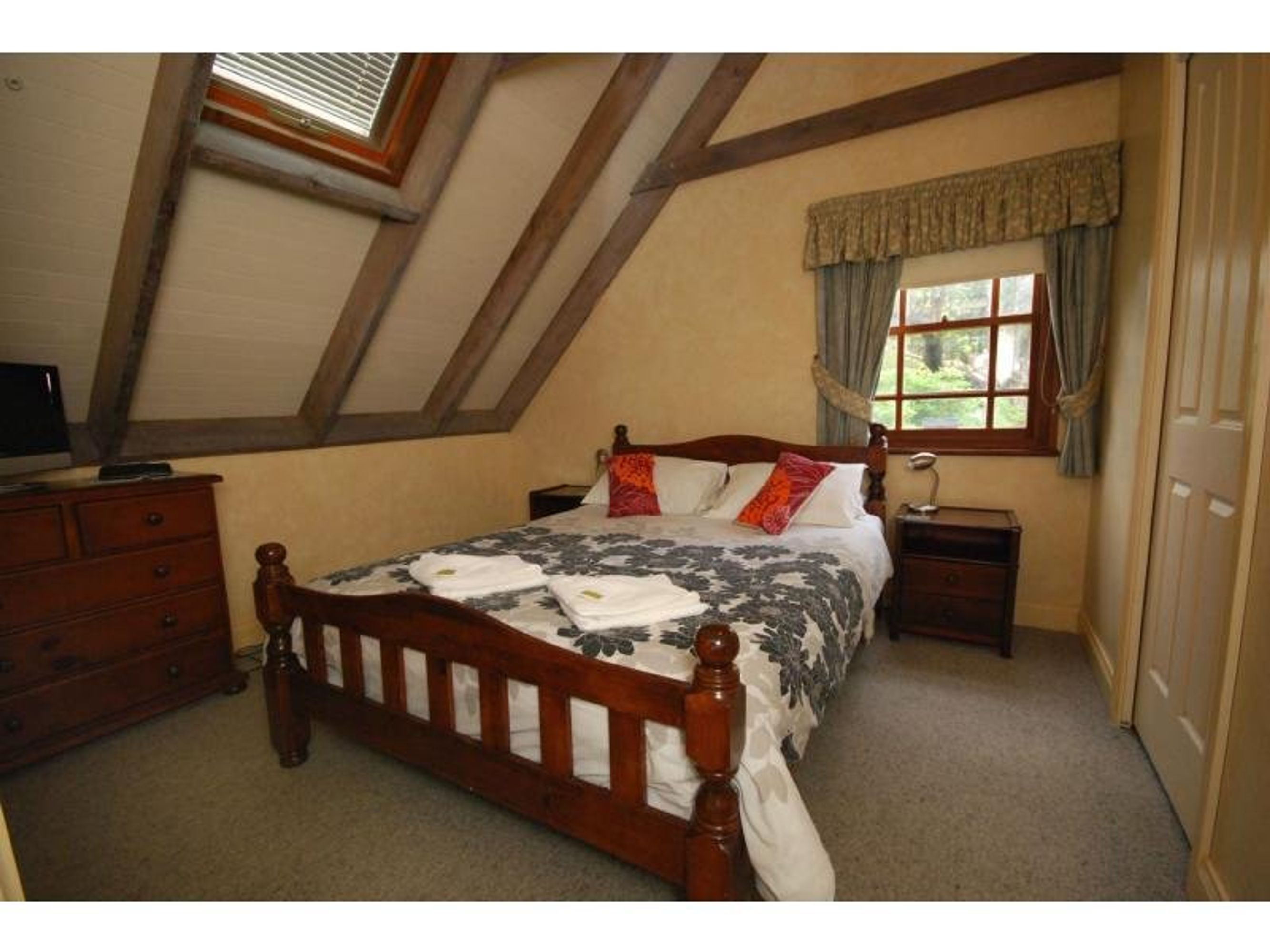 42 Cliff Drive, Katoomba - Thumbnail 6