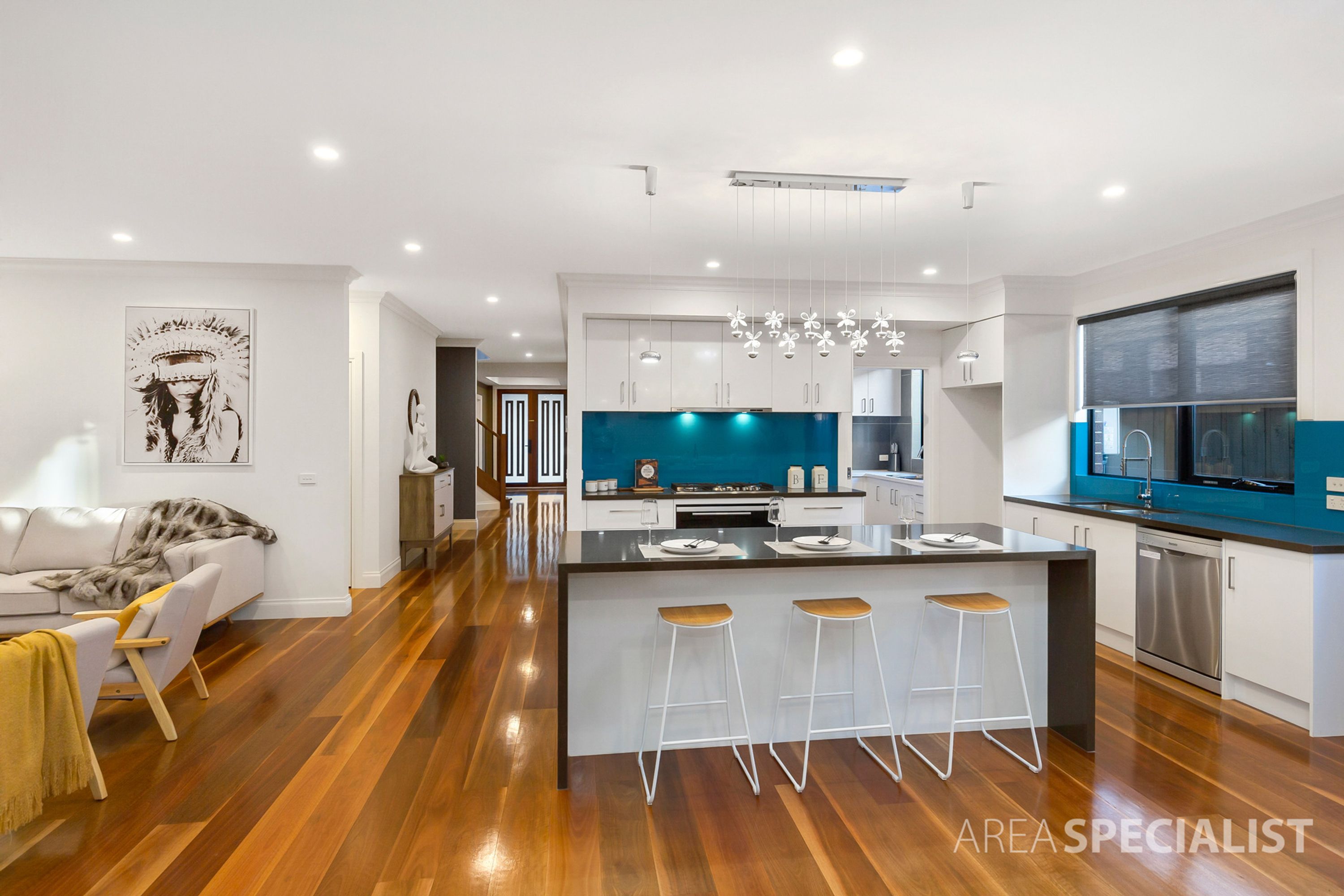 77 Lyndhurst Boulevard, Lyndhurst, Lyndhurst - Thumbnail 3