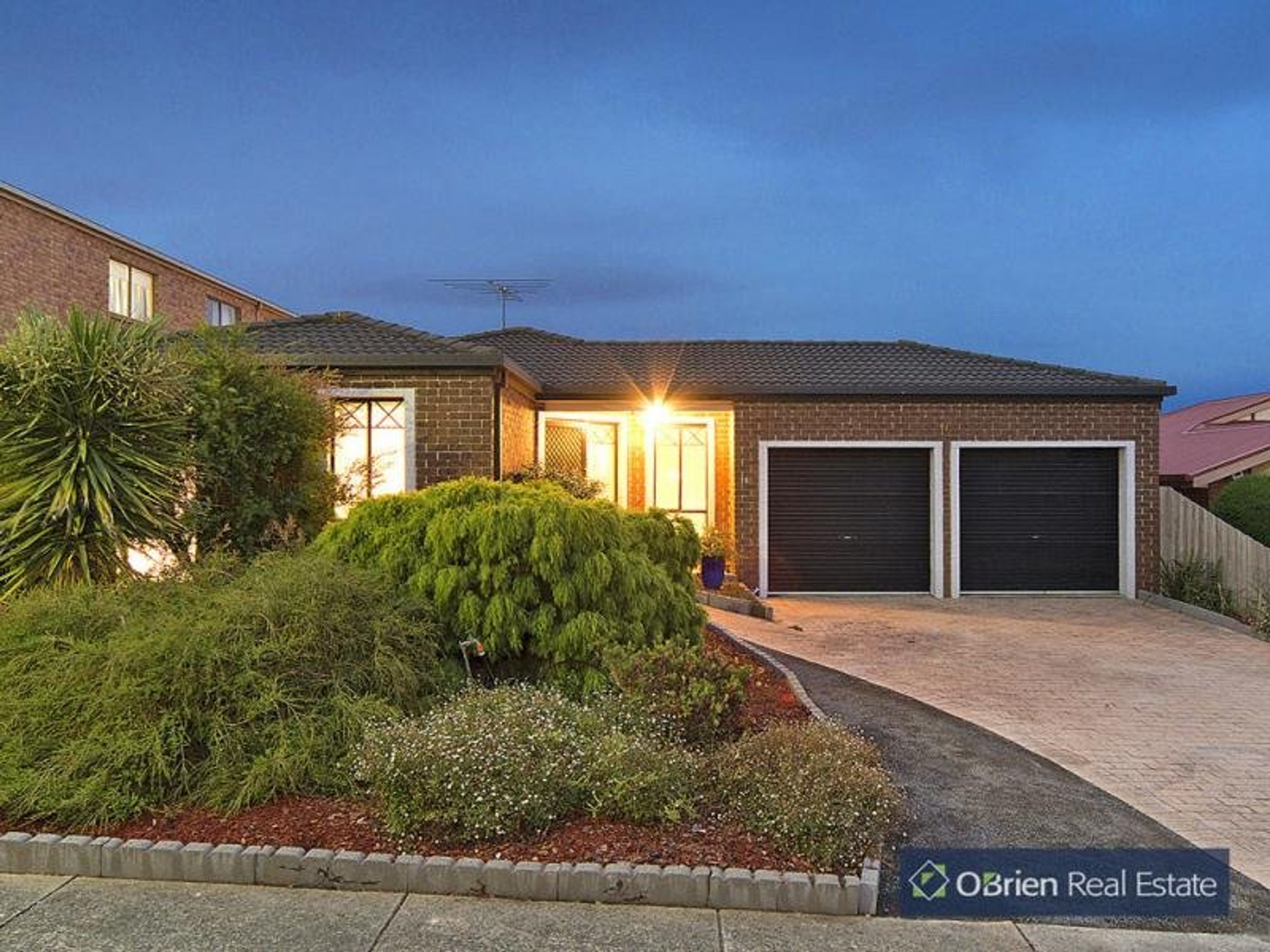 16 Homewood Boulevard, Hallam, VIC 3803