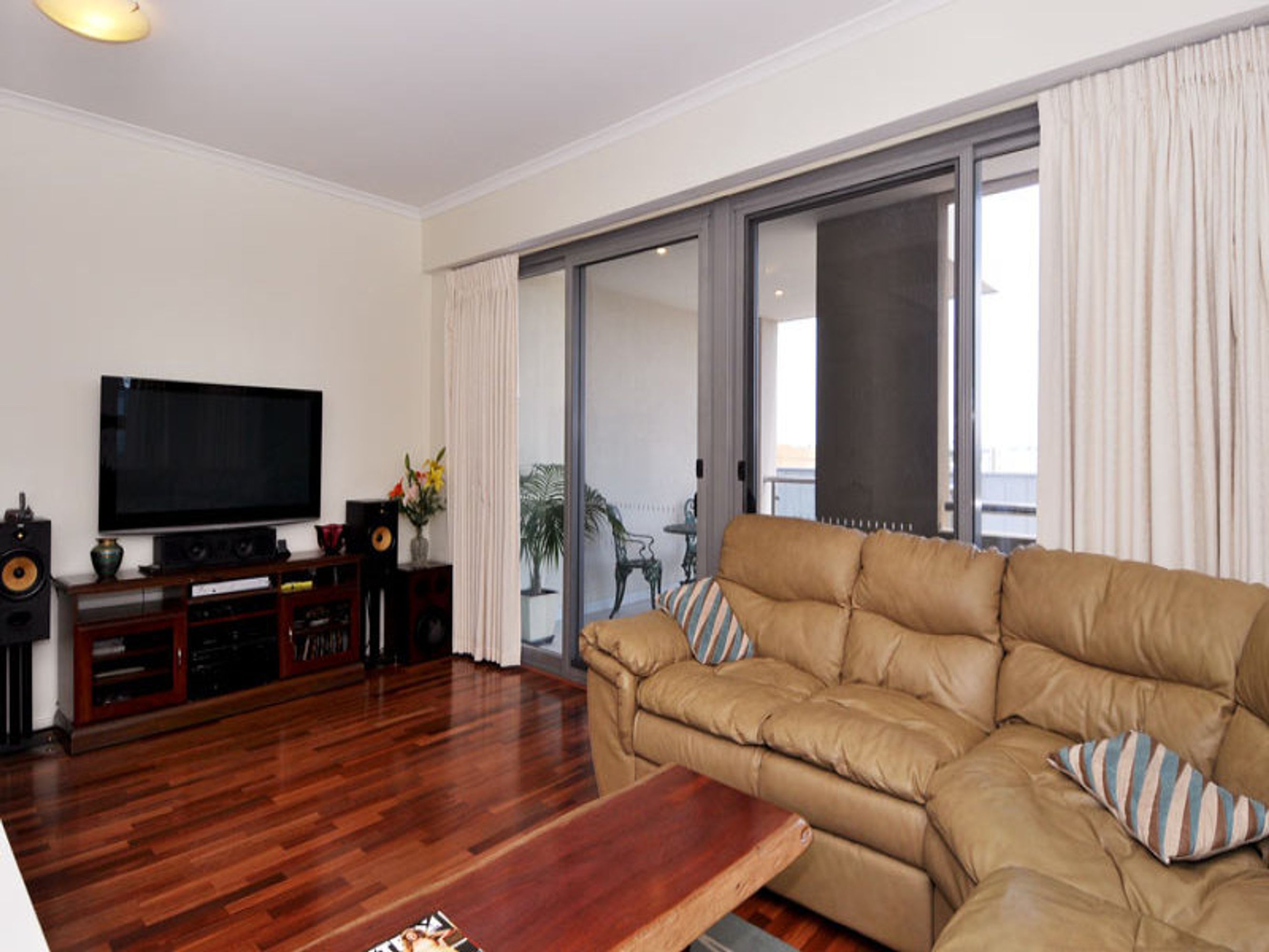18/33 Hood Street, Subiaco, WA 6008, Subiaco - Thumbnail 3