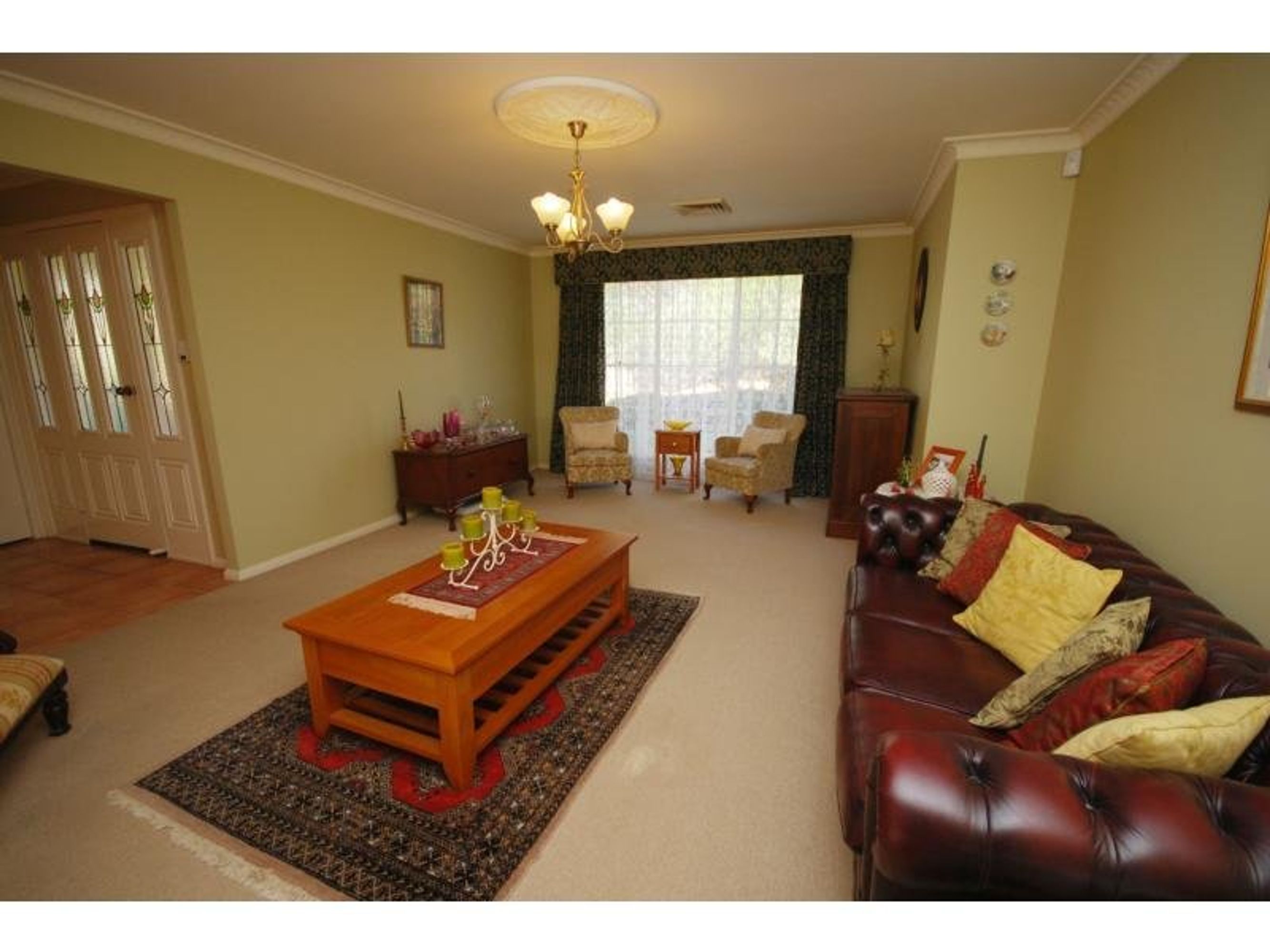 61 Sinclair Crescent, Wentworth Falls - Thumbnail 4