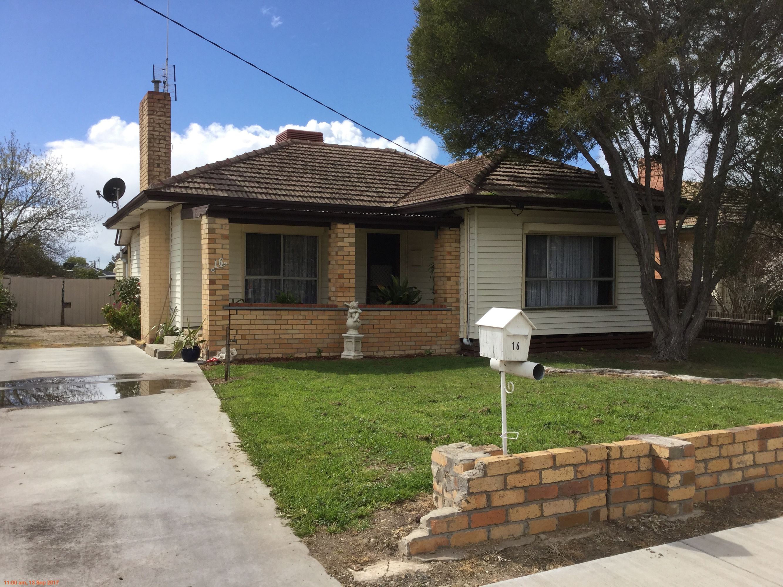 16 Philip Street, Horsham VIC 3400