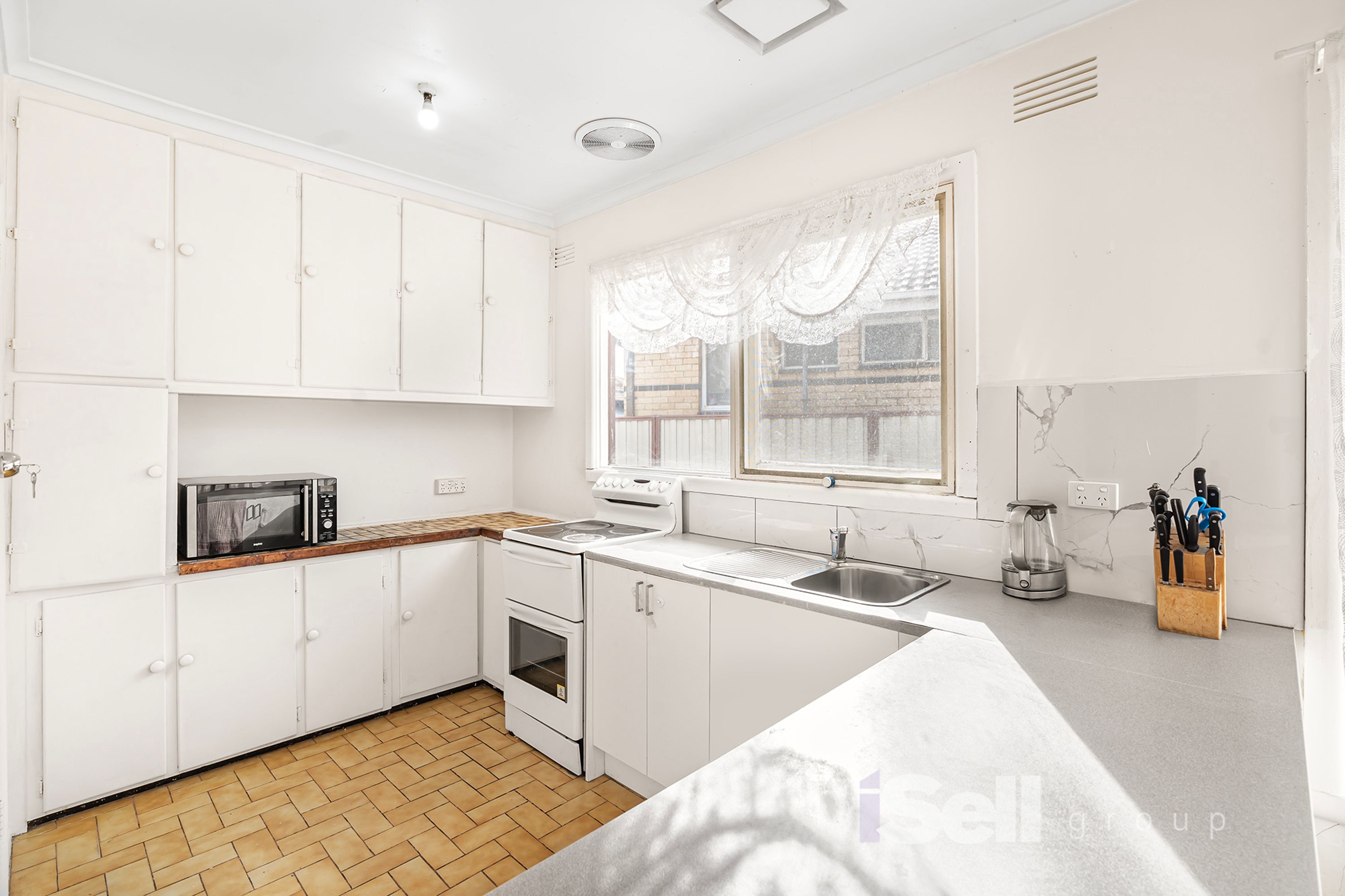 38 Amiel Street, Springvale - Thumbnail 2