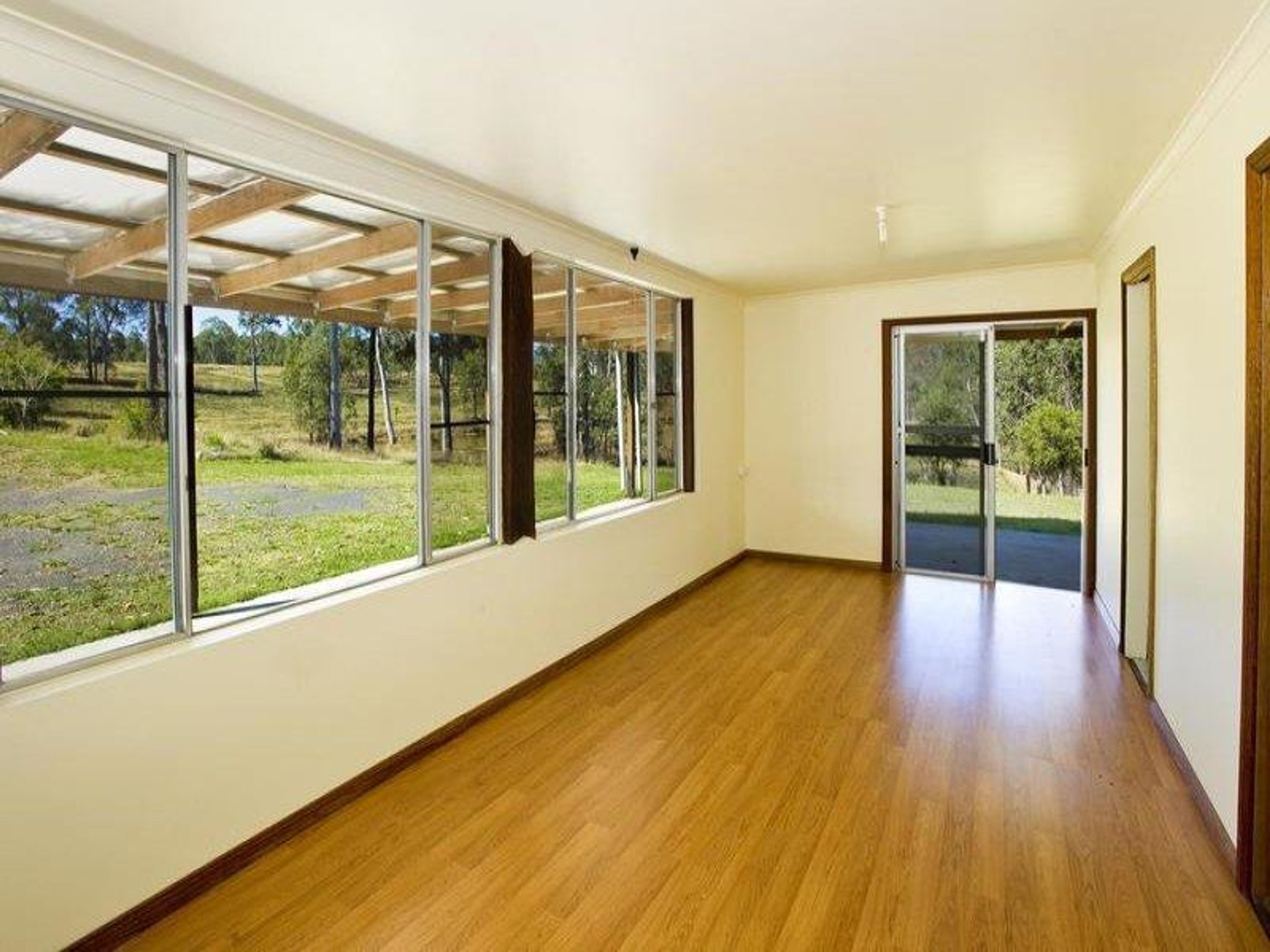 3939 Coaldale Road, Upper Fine Flower - Thumbnail 6