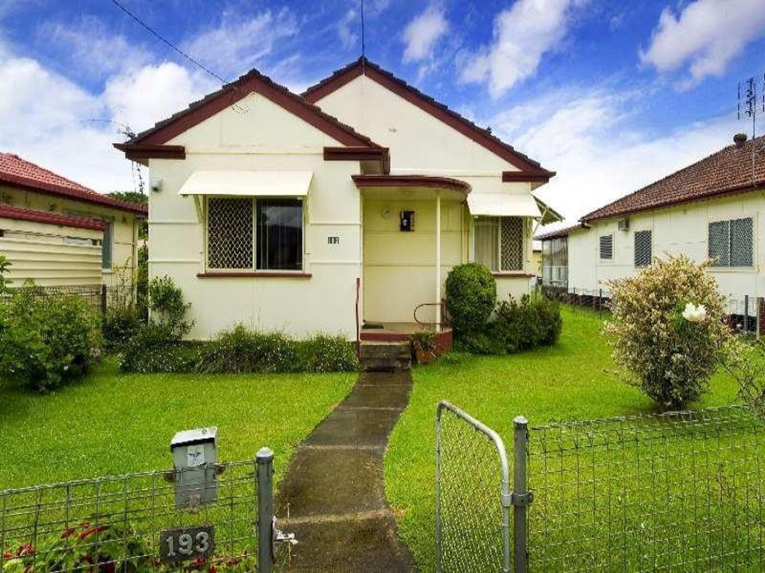 193 Turf Street, Grafton - Image 1