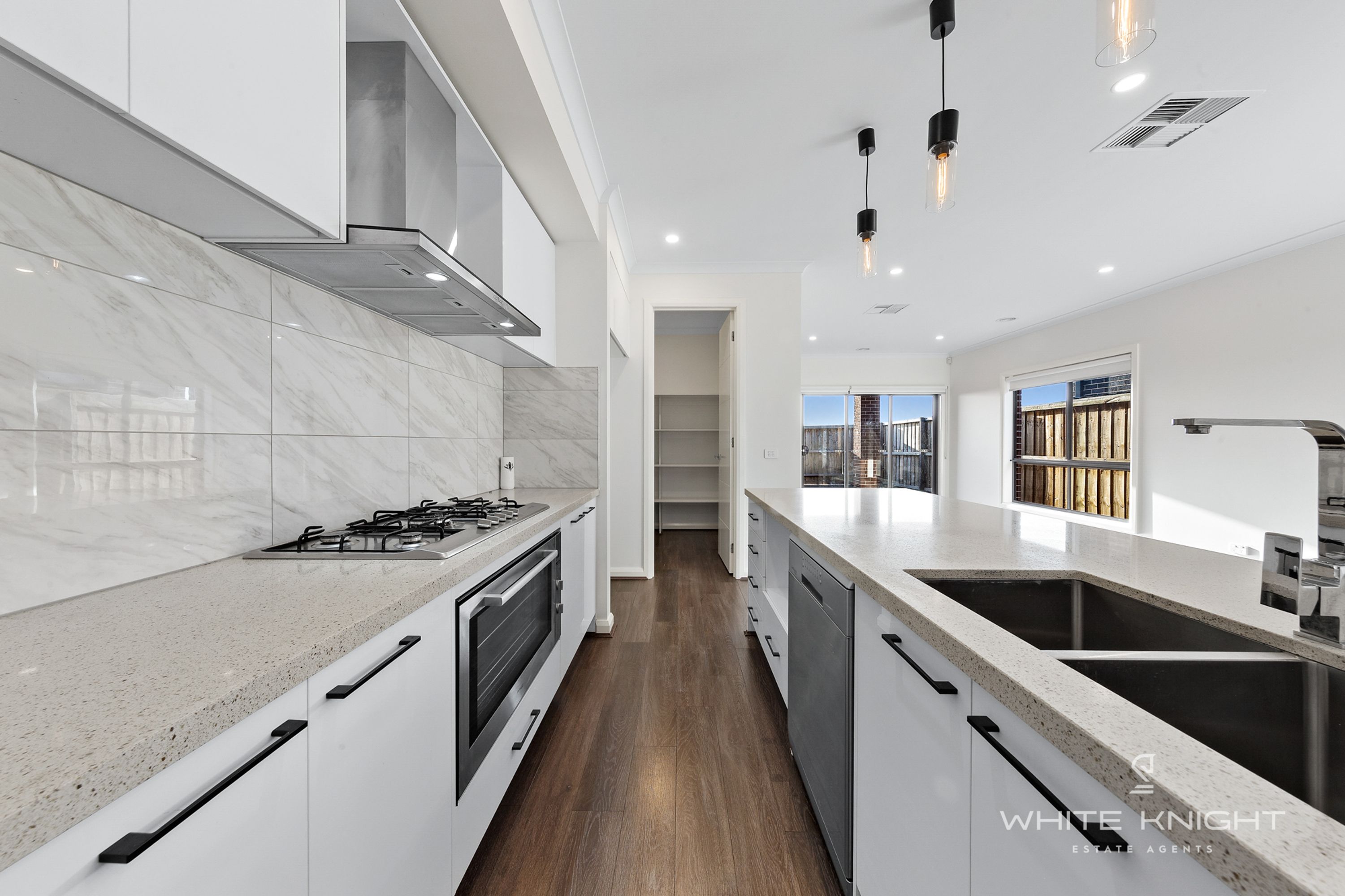 15 Krateron Street, Fraser Rise VIC 3336, Fraser Rise - Thumbnail 6