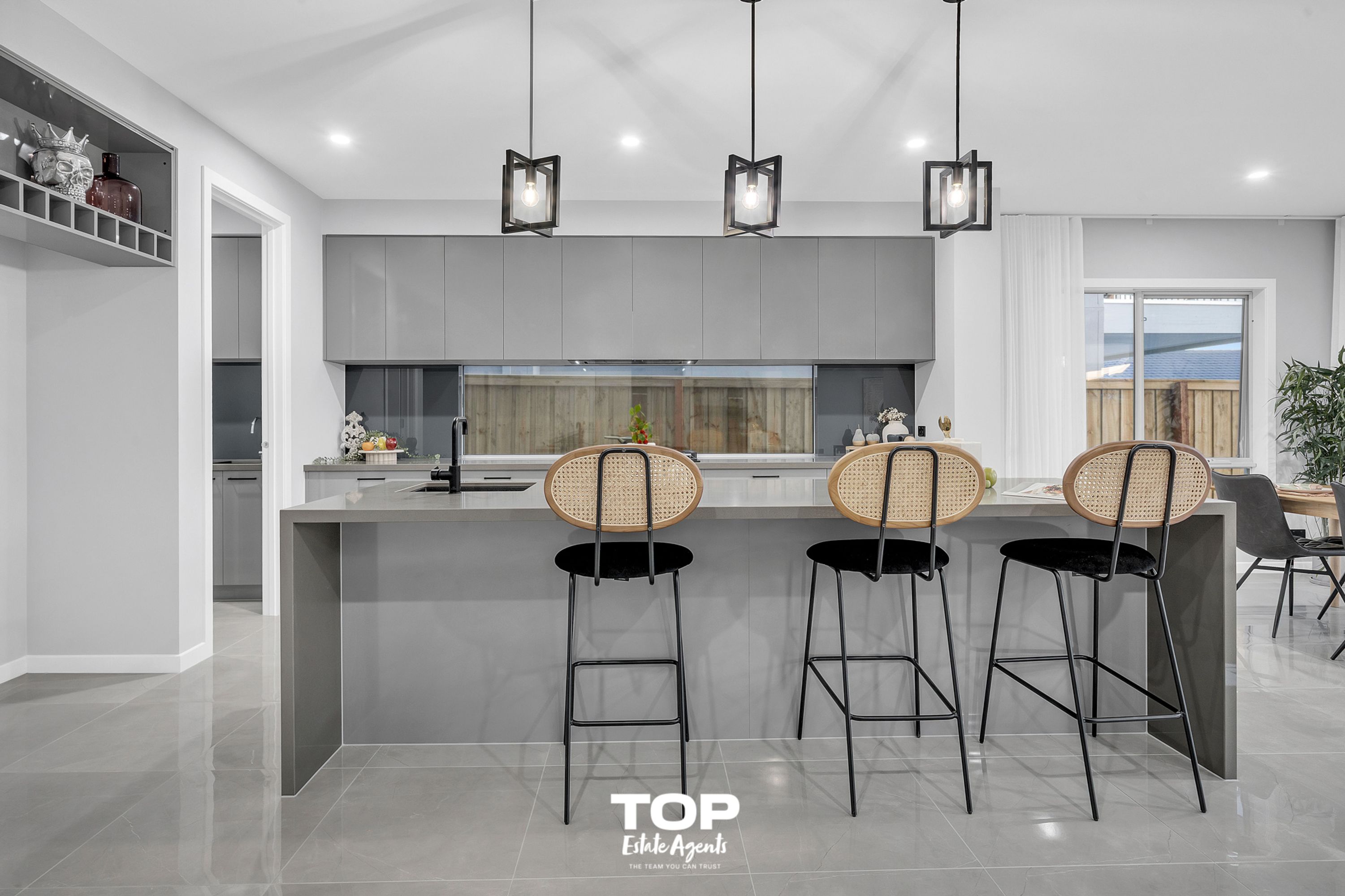 6 Brodribb Road, Clyde North - Thumbnail 7