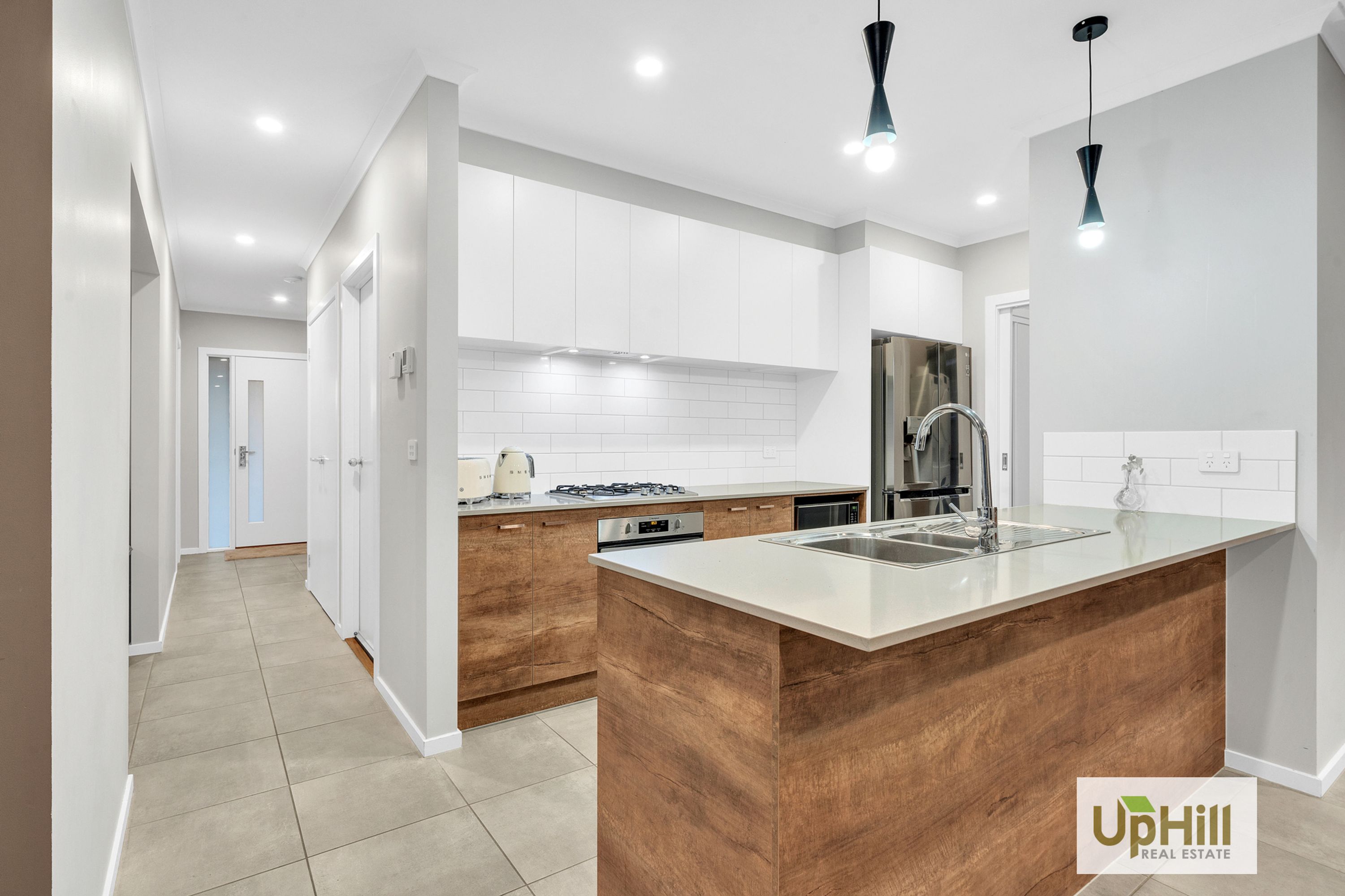 61 Stature Avenue, Clyde North - Thumbnail 6