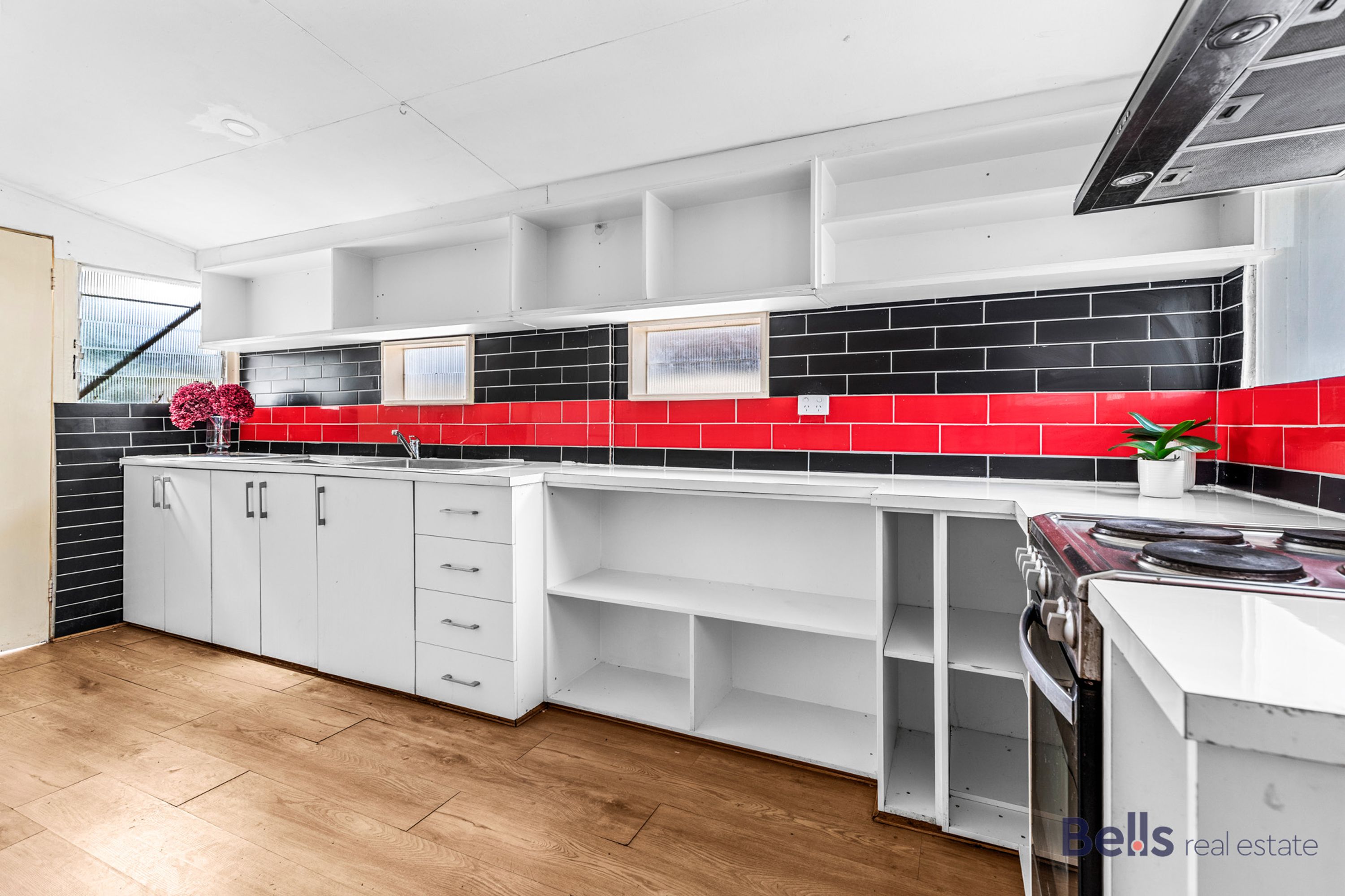 14 Sturt Street, Sunshine - Thumbnail 2