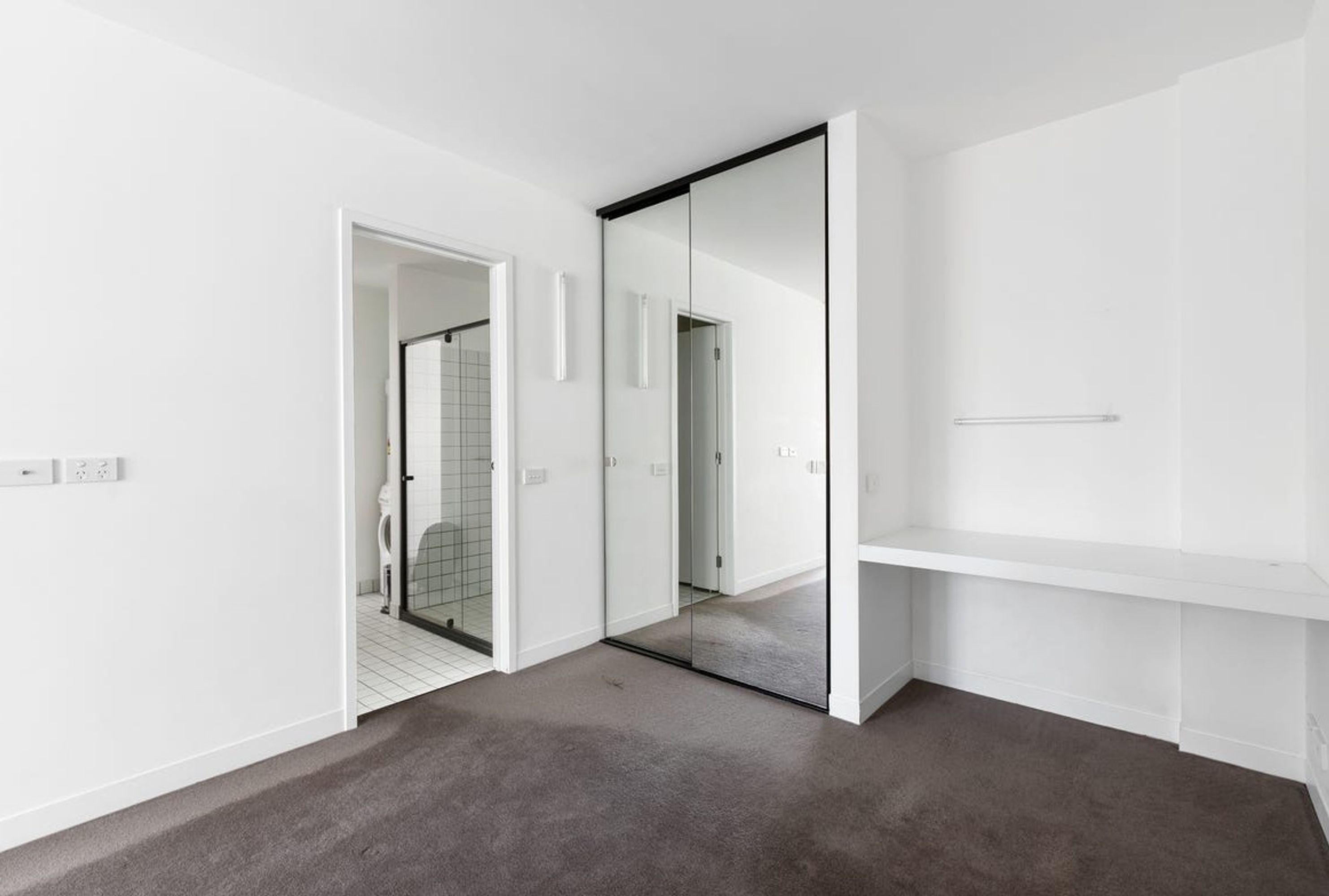 1303/31 Abeckett Street, Melbourne - Thumbnail 6