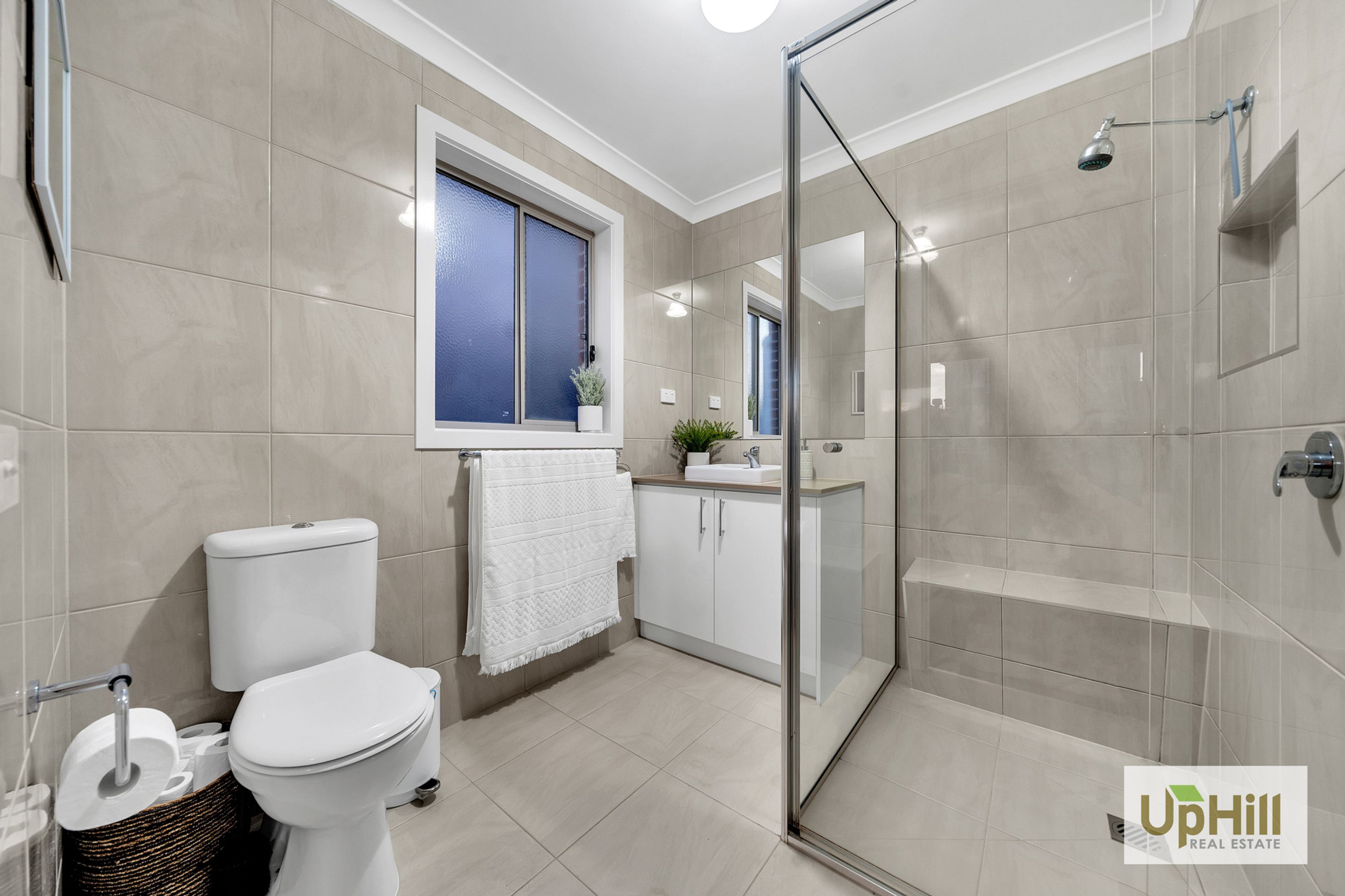 15 EVERARD AVENUE, Clyde North - Thumbnail 3
