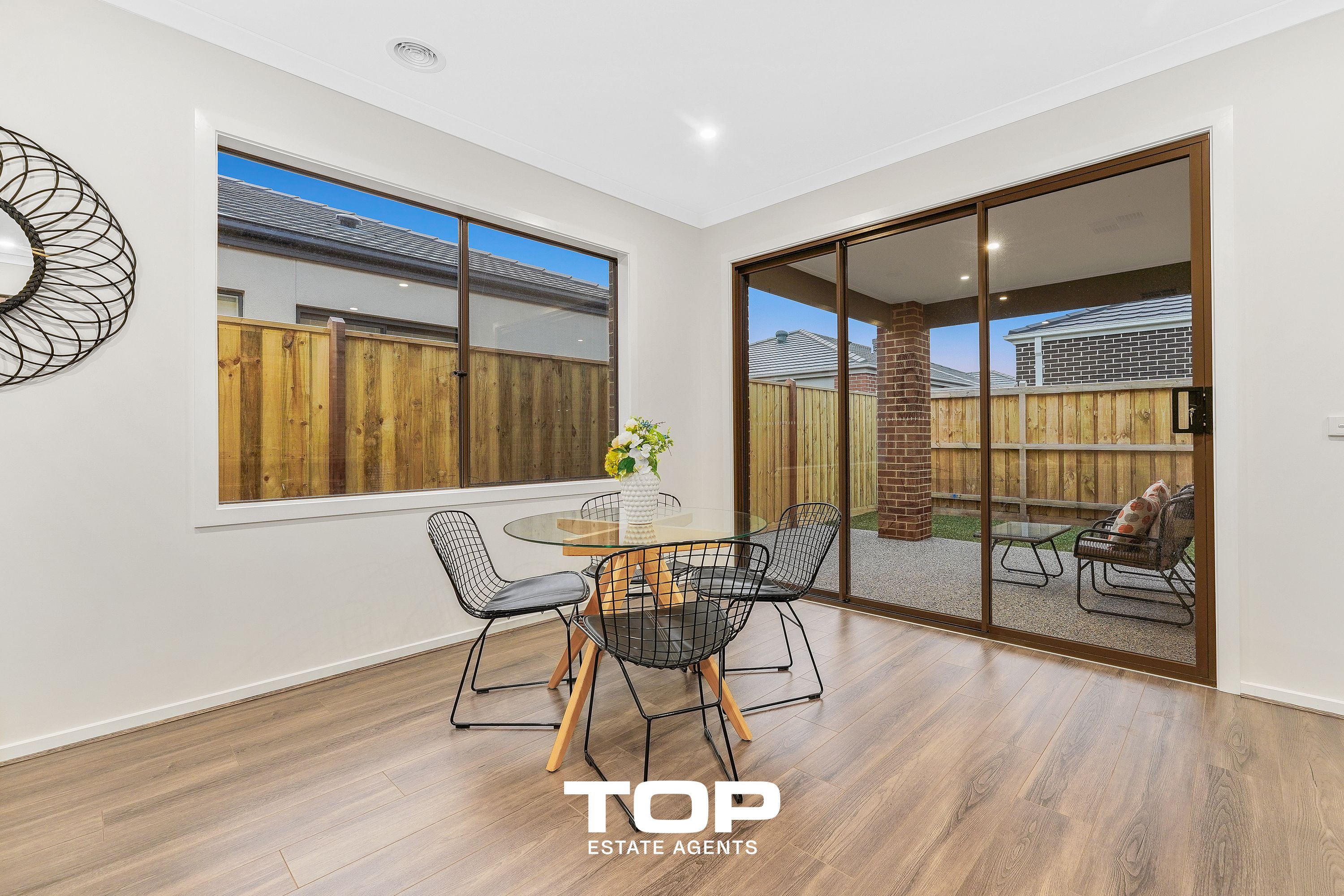 23 Celevan Street, Clyde North - Thumbnail 8