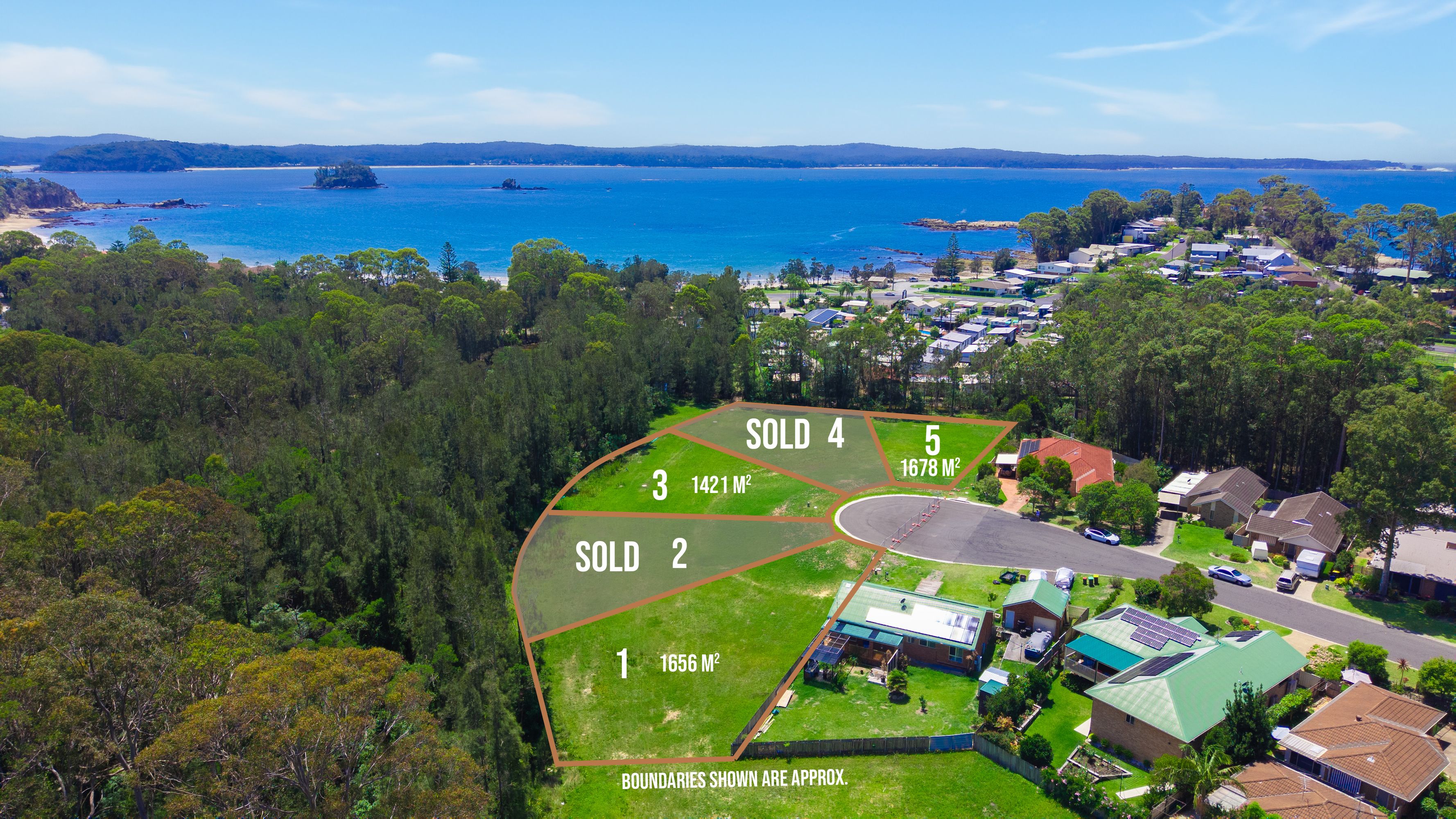 17 Lisa Place, Sunshine Bay - Image 1