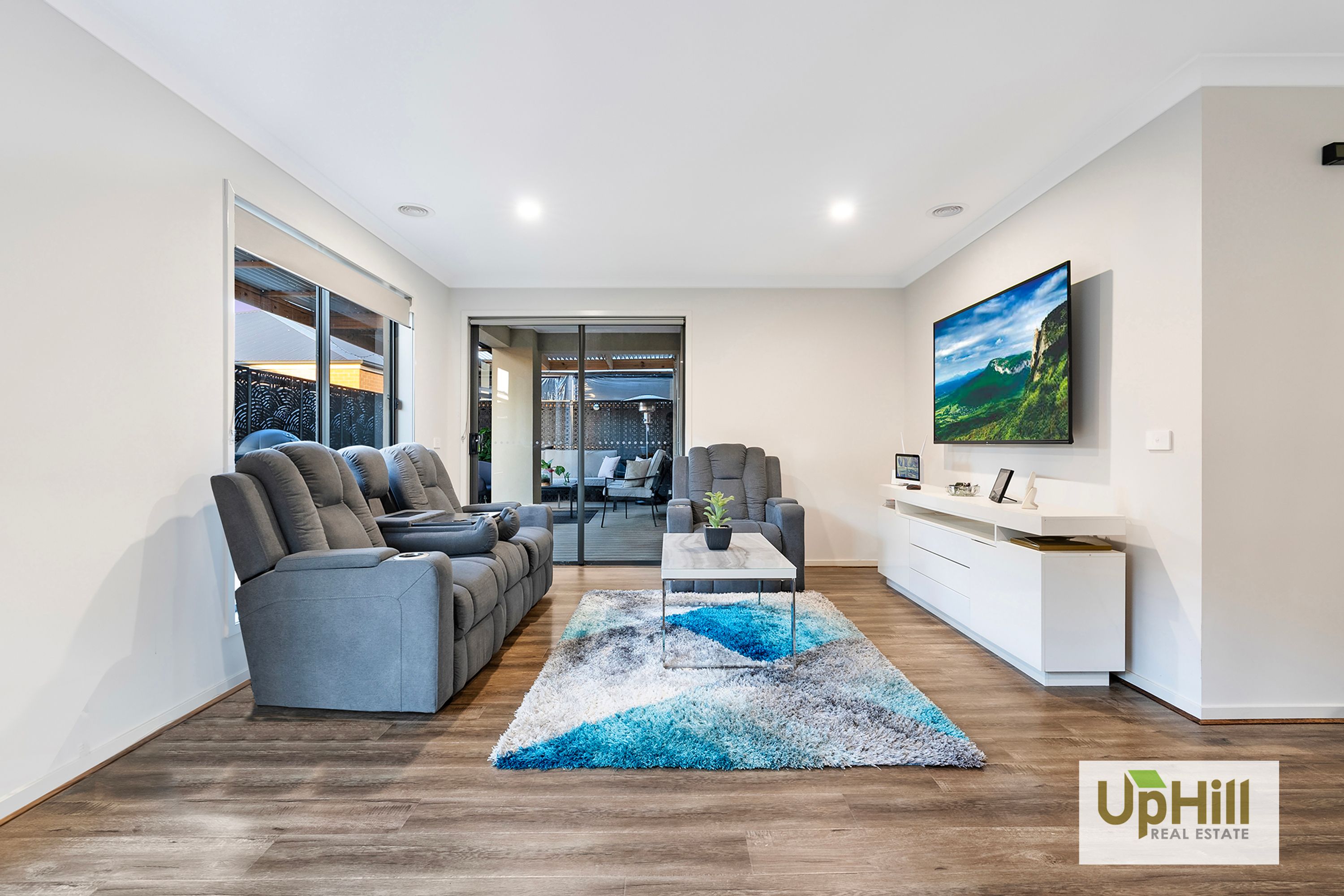 39 Plymouth Boulevard, Clyde North - Thumbnail 7