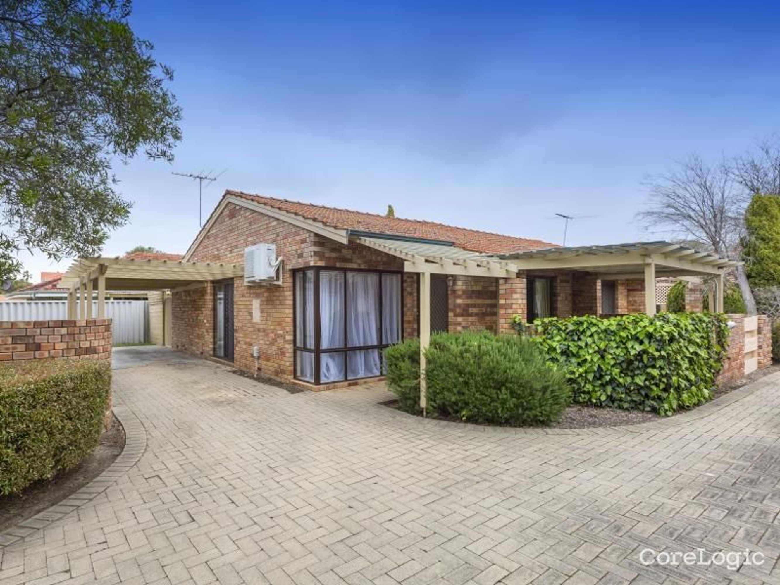 1/1/237 Labouchere Road