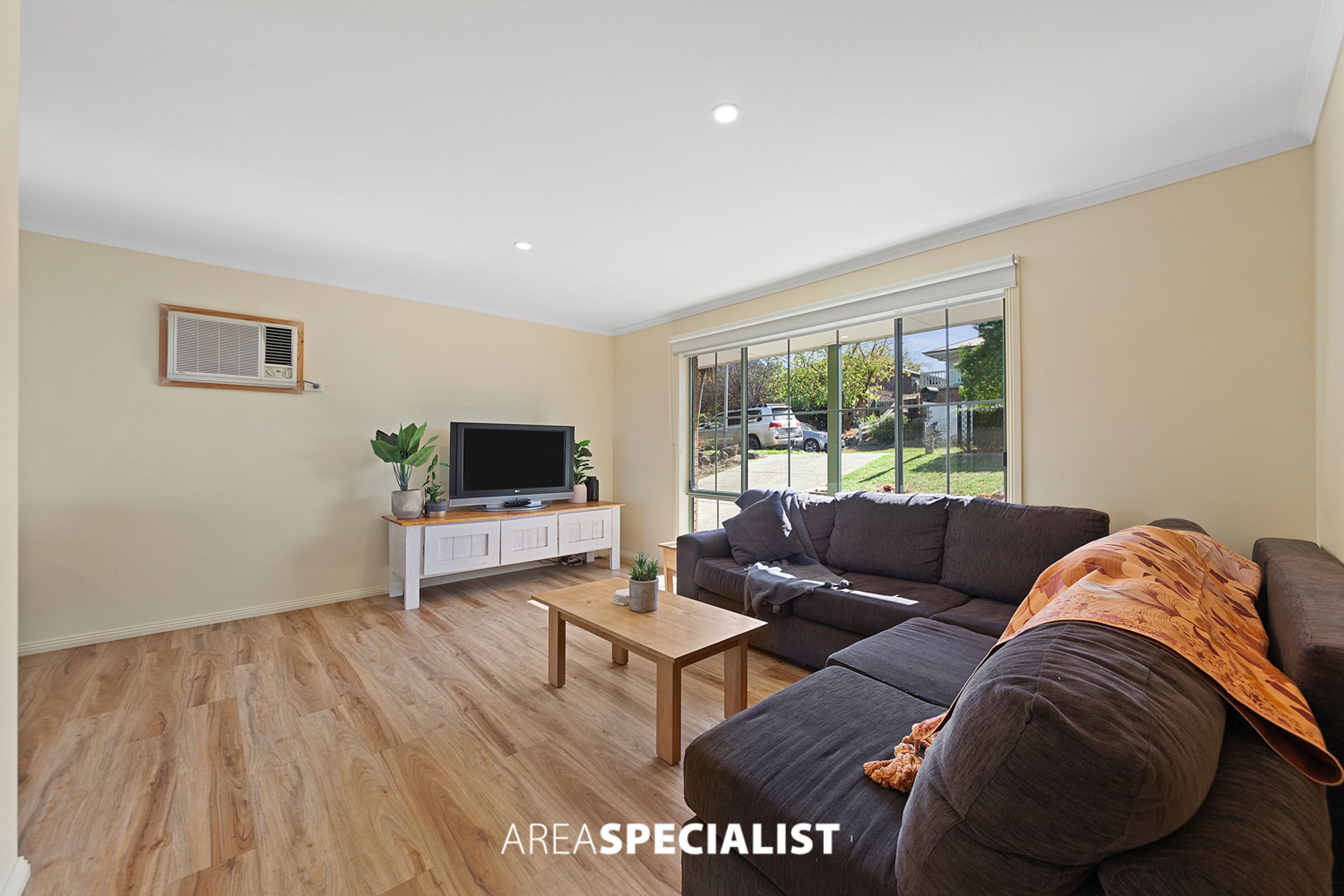 15 Breyleigh Drive, Pakenham - Thumbnail 4