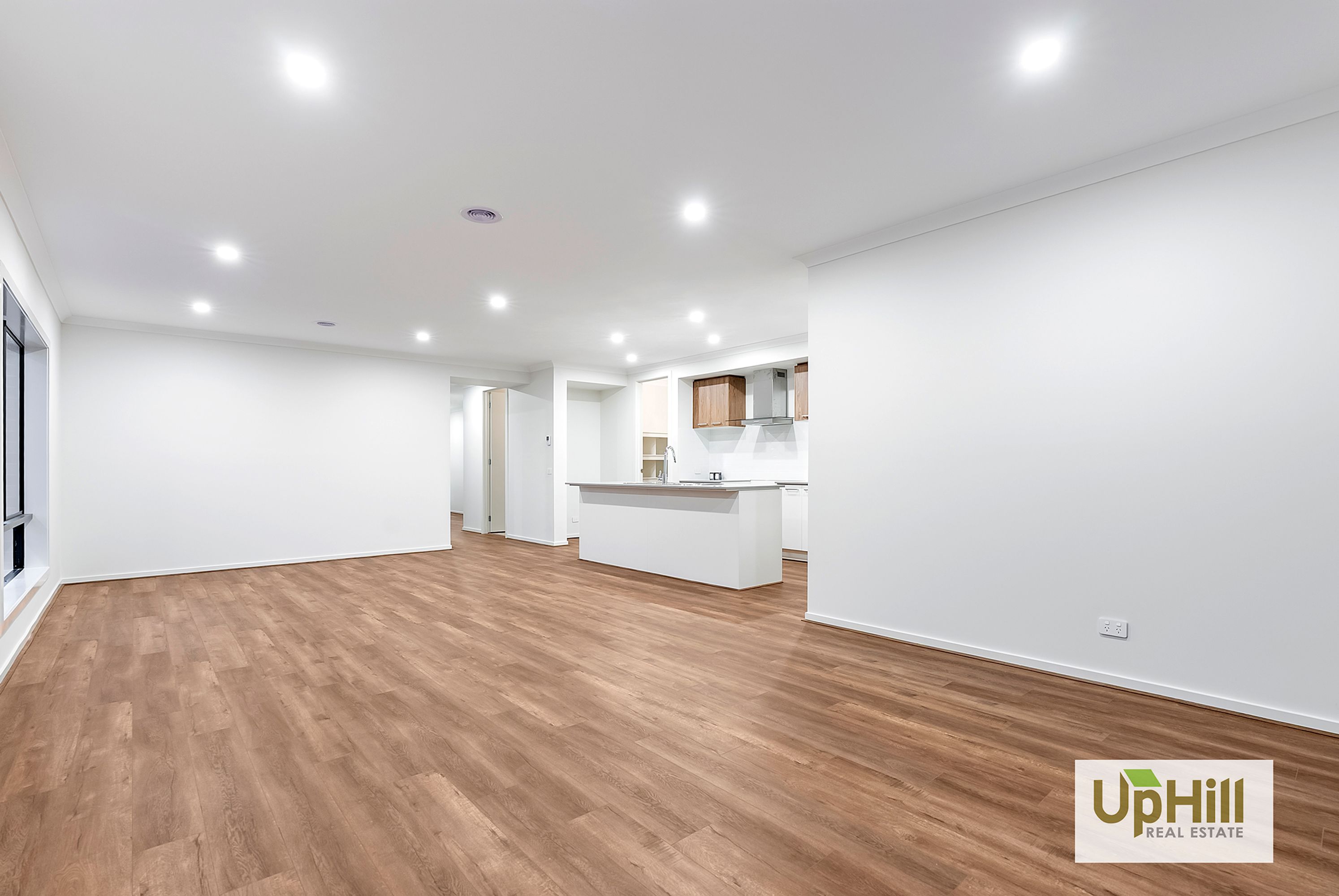 13 Nightfall Avenue, Clyde North - Thumbnail 7