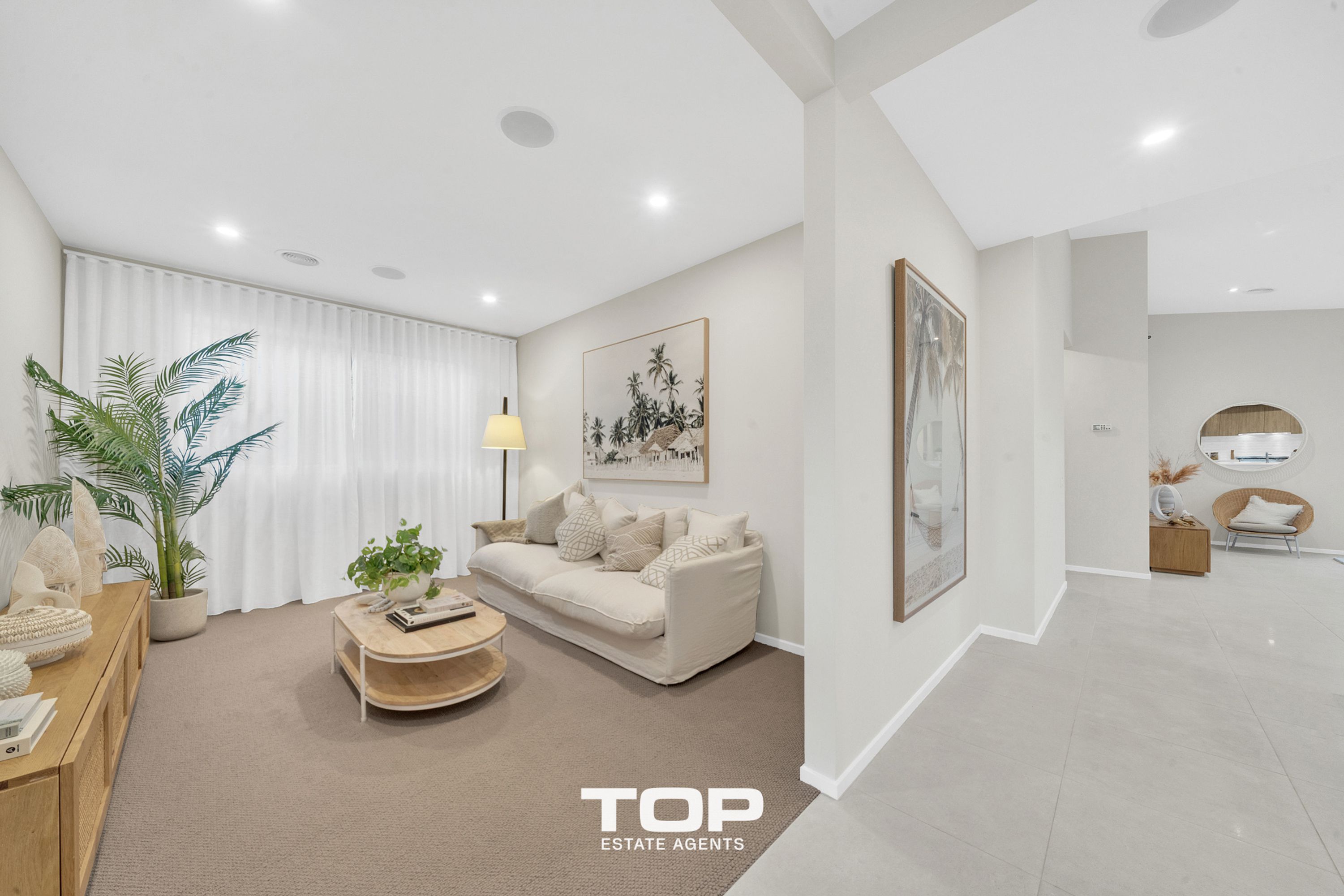 9 Grazing Way, Clyde North - Thumbnail 6