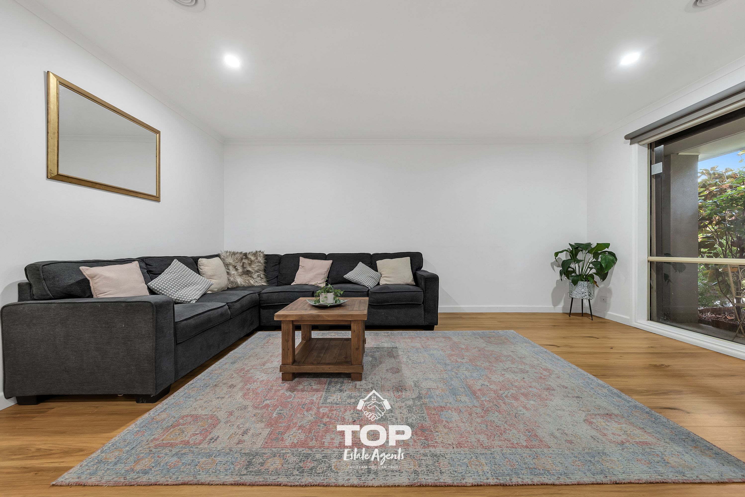 12 Douglas Court, Cranbourne West - Thumbnail 6