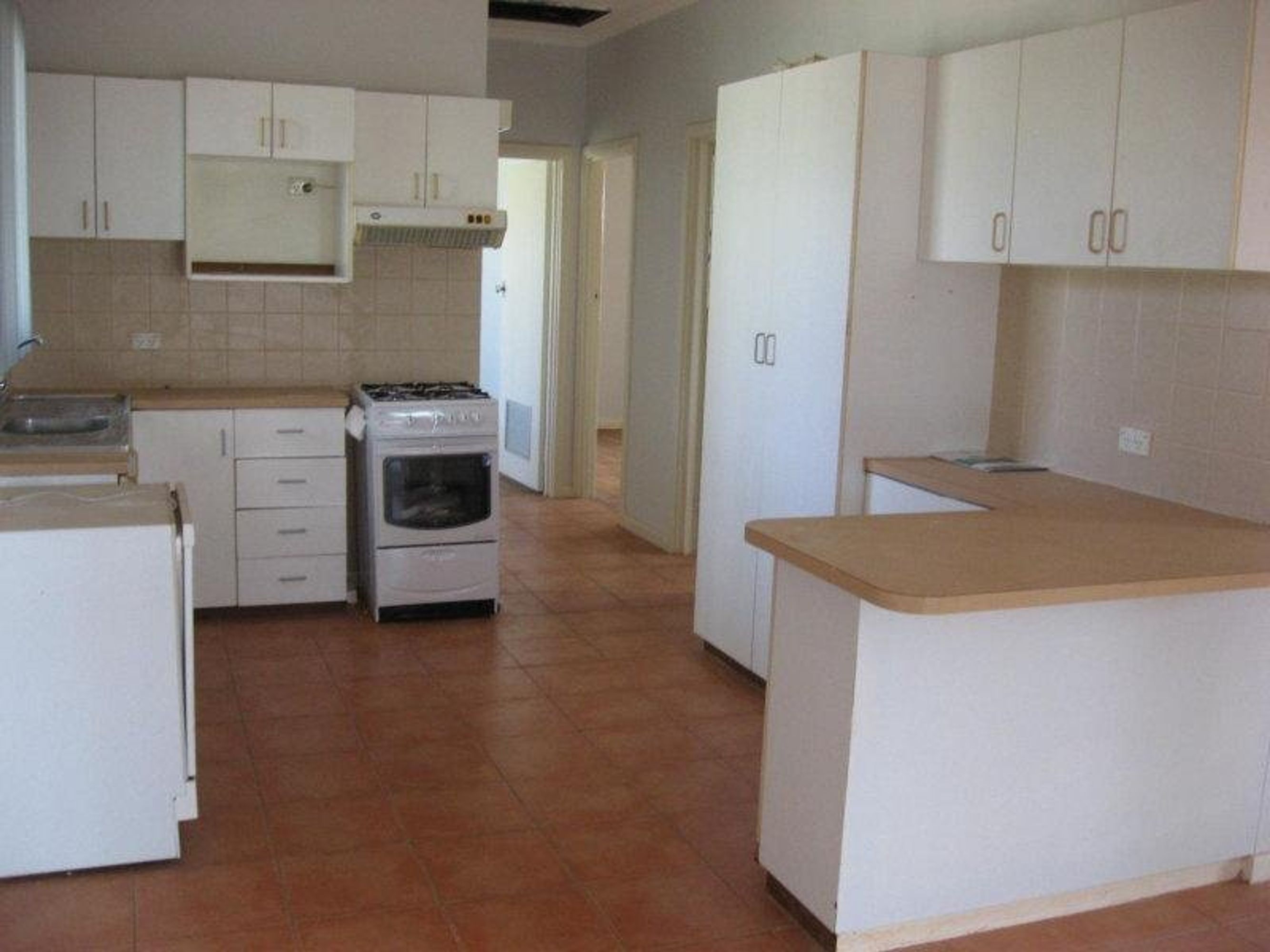 13 Corbet Place, South Hedland, South Hedland - Thumbnail 4