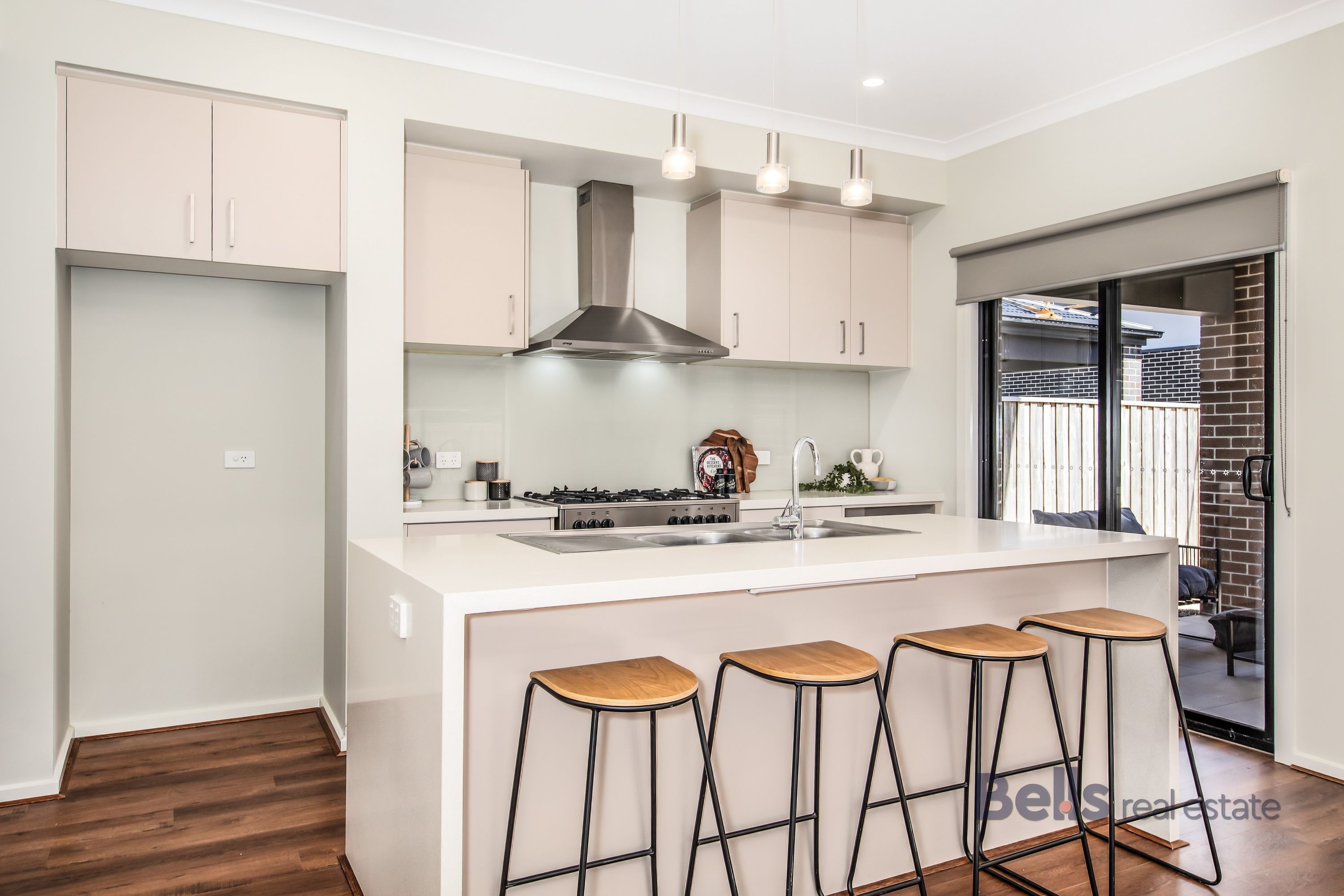 6 Appaloosa Avenue, Taylors Lakes - Thumbnail 3
