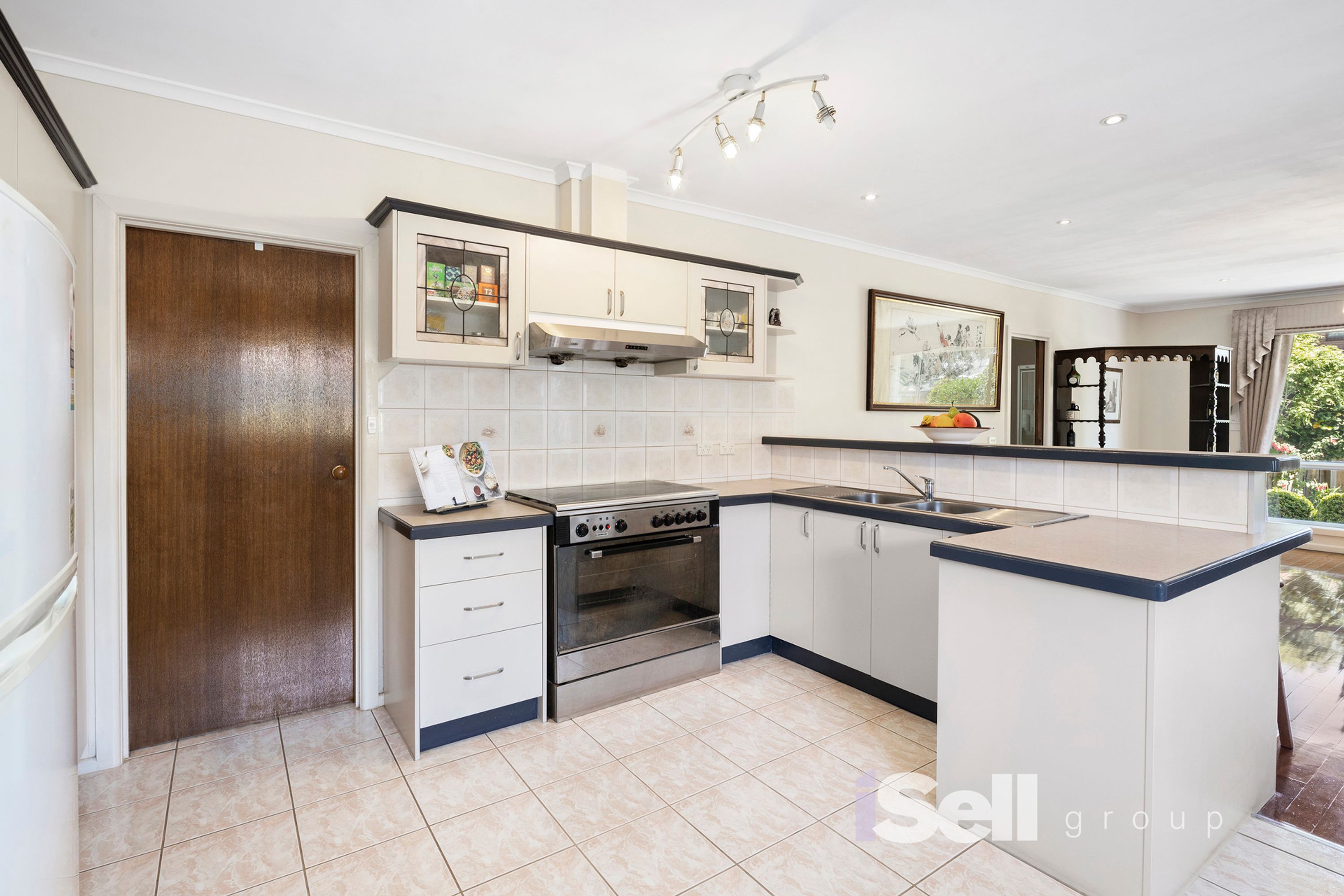 19 St Leonards Close, Noble Park - Thumbnail 7