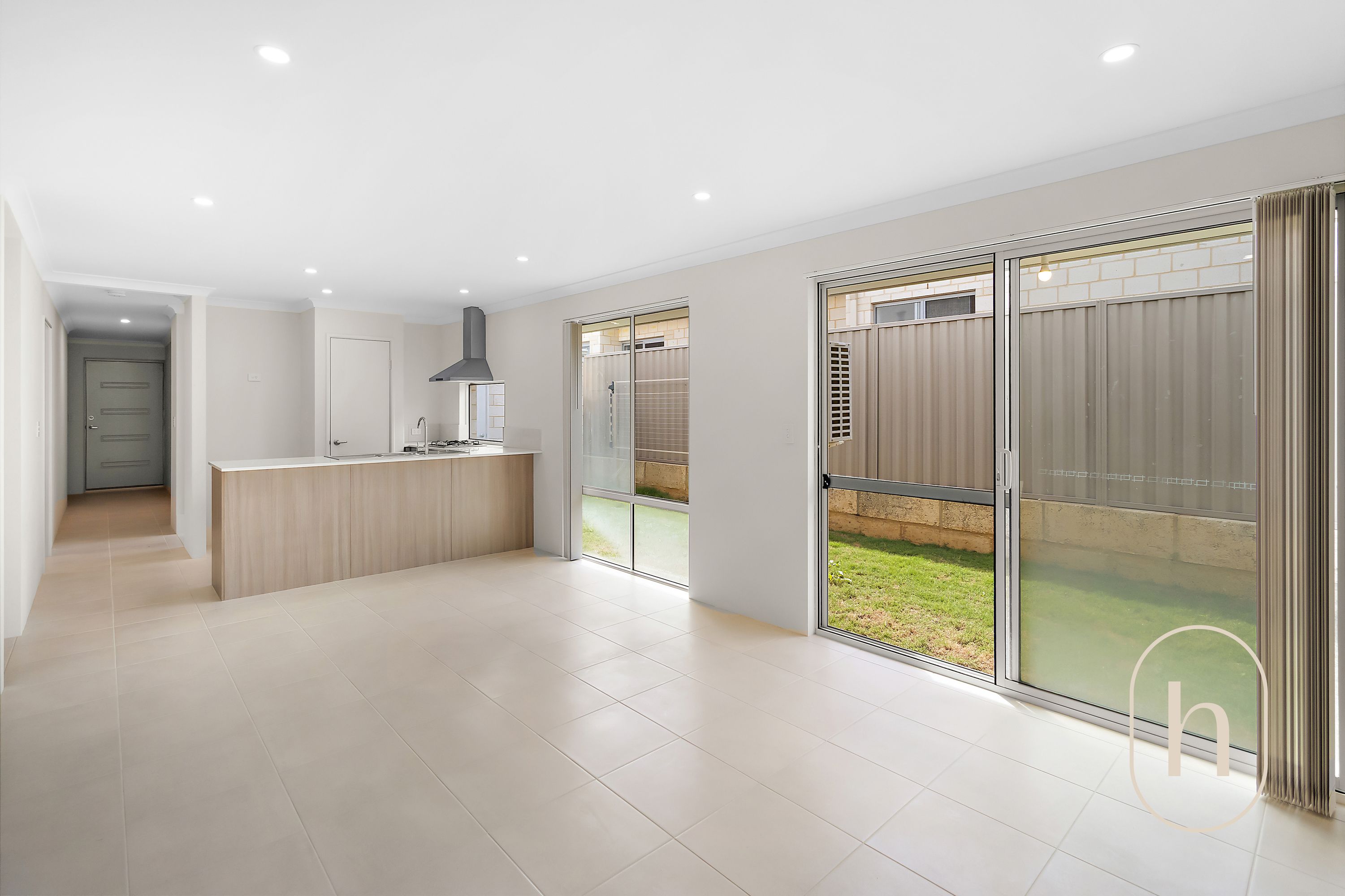 1 SALICE TERRACE, Sinagra - Thumbnail 2