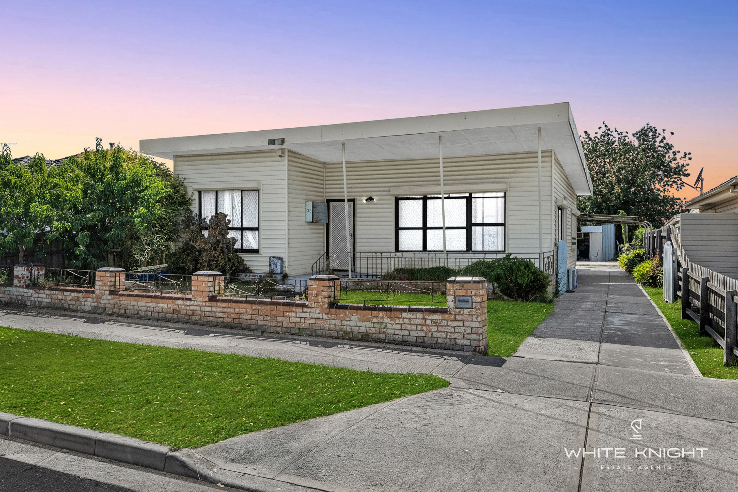 36 Erica Avenue, St Albans VIC 3021, St Albans - Thumbnail 2