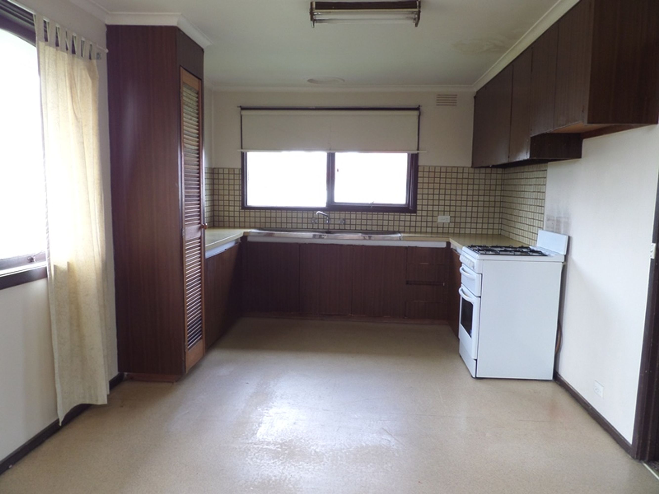 8/889 Heatherton Road, Springvale - Thumbnail 3