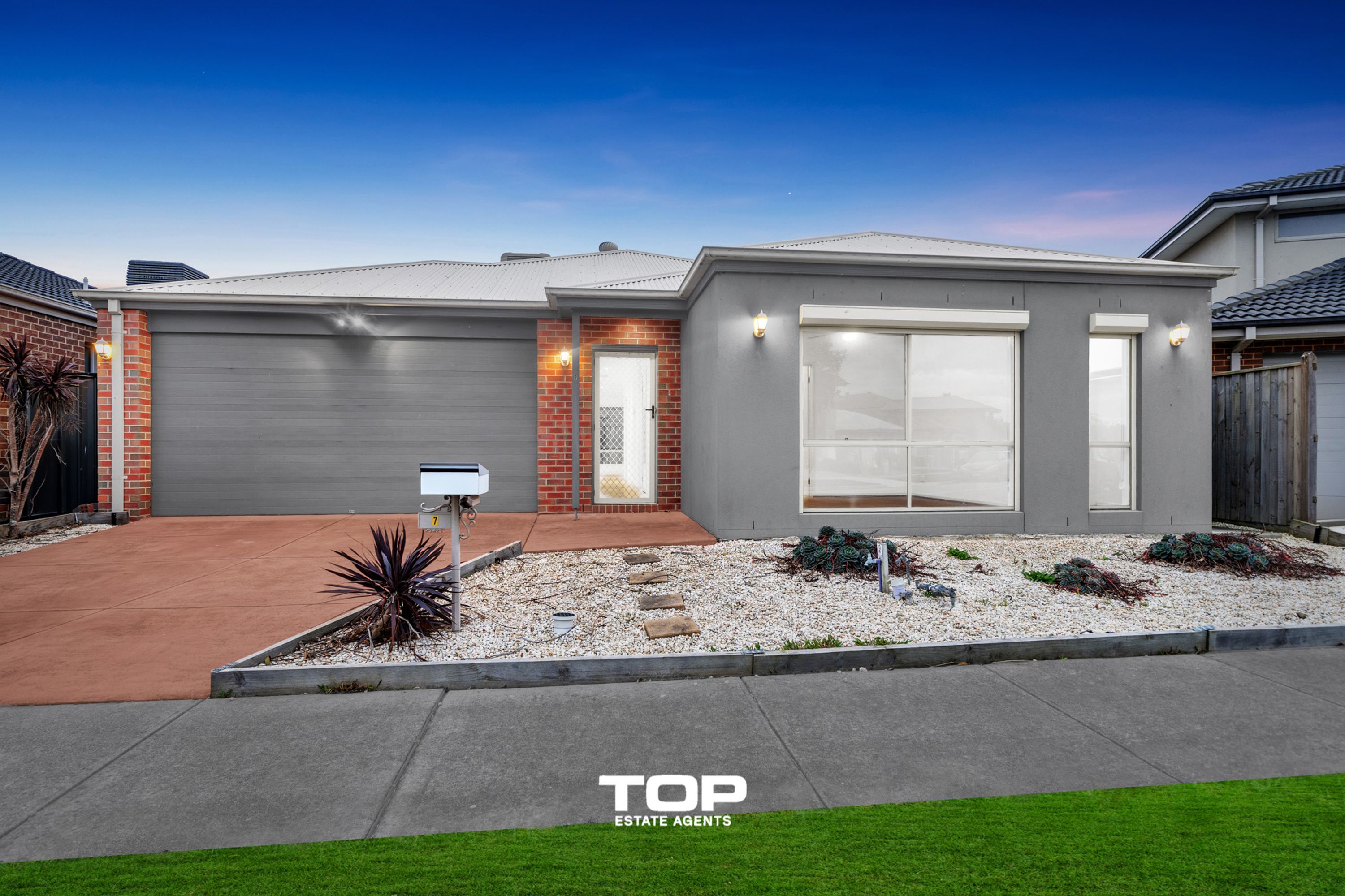 7 Pickerel Avenue, Clyde North - Thumbnail 2