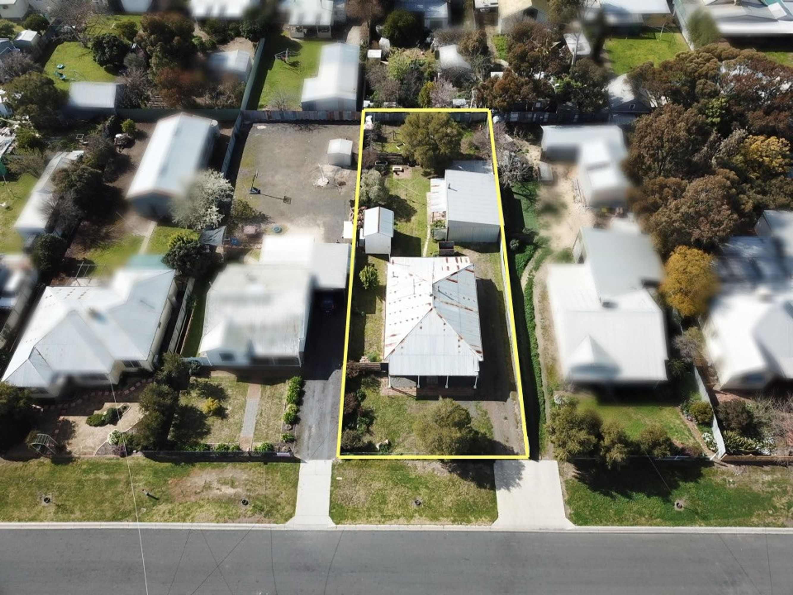 28 Stewart Street, Horsham VIC 3400, Horsham - Thumbnail 2