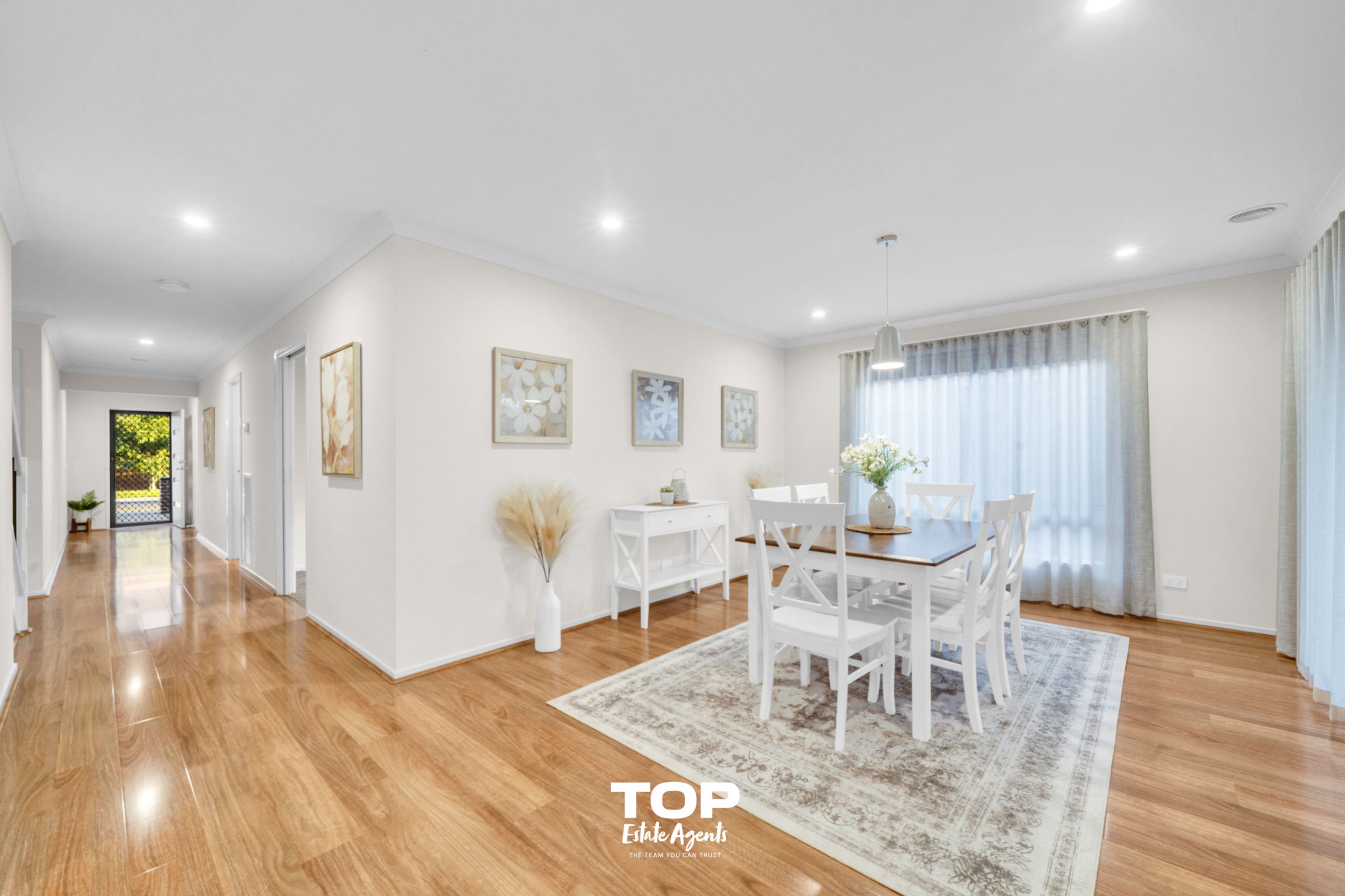 52 Pamplona Way, Clyde North - Thumbnail 2