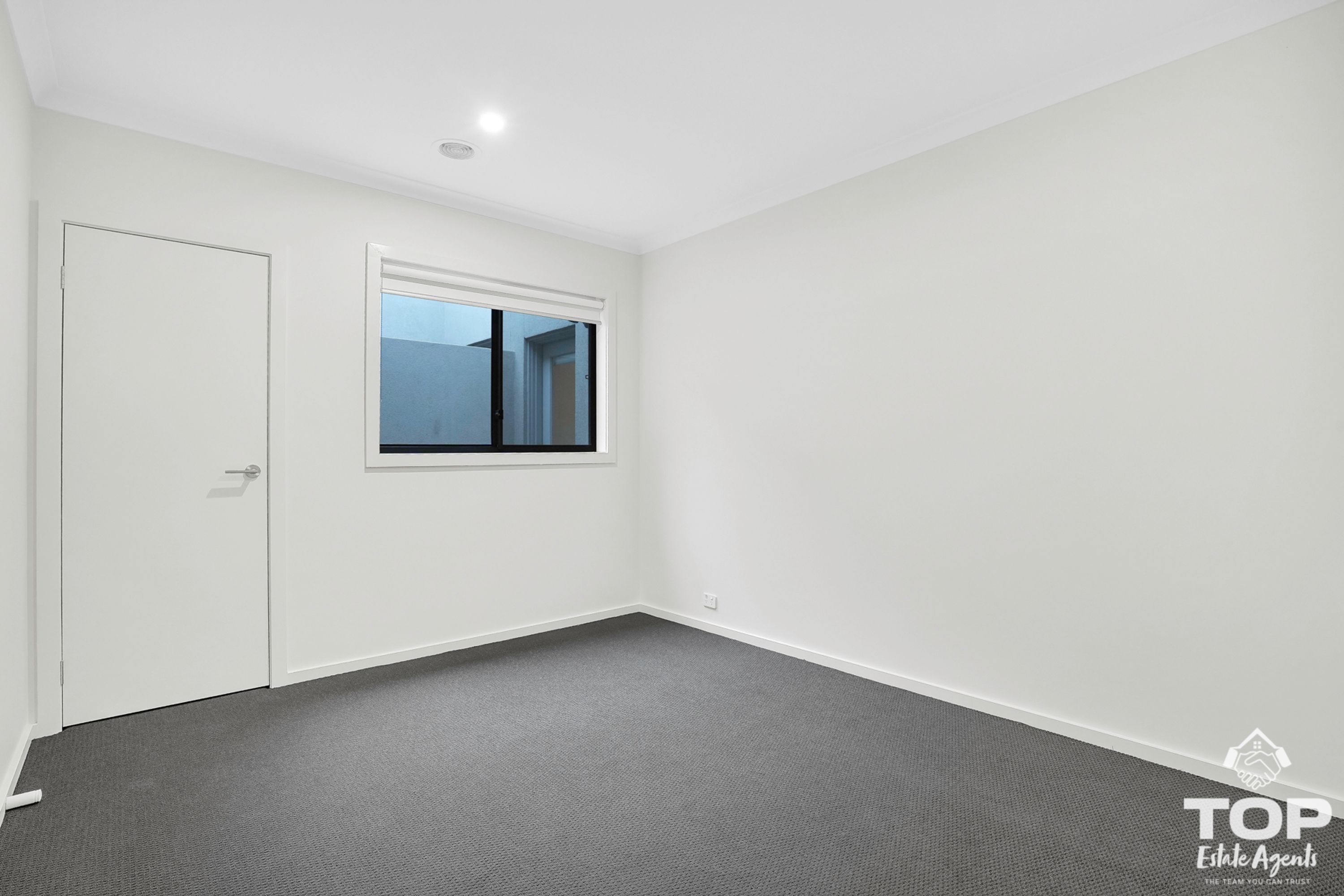 17 Hedgeley Avenue, Deanside - Thumbnail 5